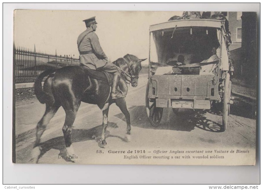 Guerre 14/18 - Officier Anglais Escortant Une Voiture De Blessés - Animée - War 1914-18