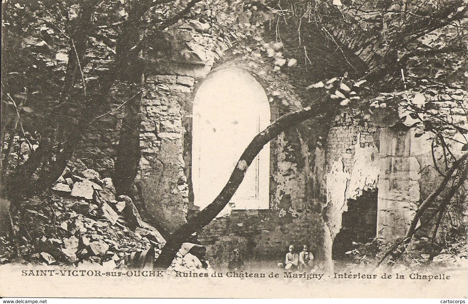 21 - St-Victor-sur-Ouche - Ruines Du Château De Marigny - Intérieur De La Chapelle - Autres & Non Classés