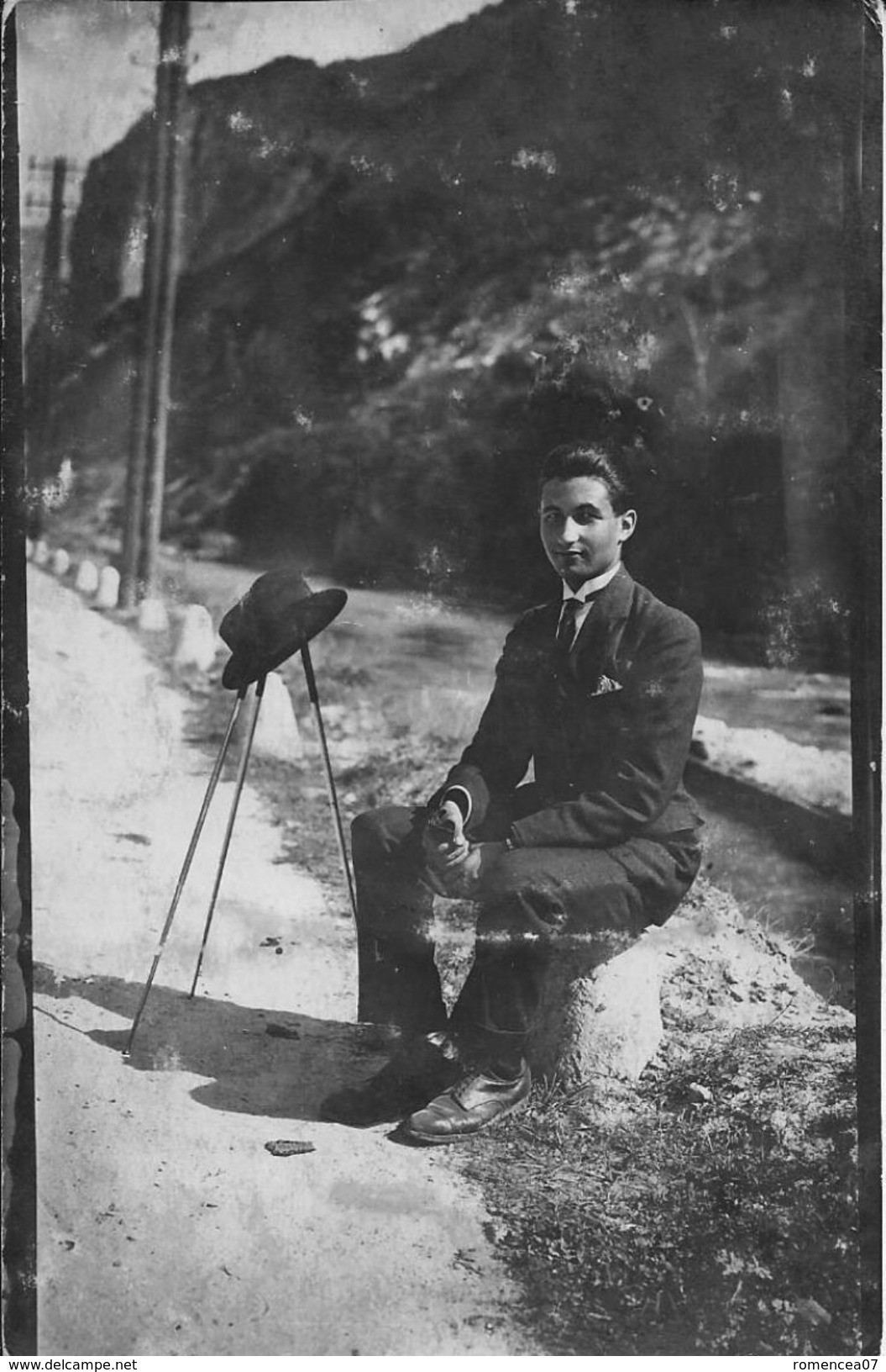 LA RAVOIRE (Savoie) - ELEVE Du COLLEGE NOTRE-DAME De La VILLETTE - Vers 1920/30 - Carte-photo - Ecole - A Voir ! - La Ravoire