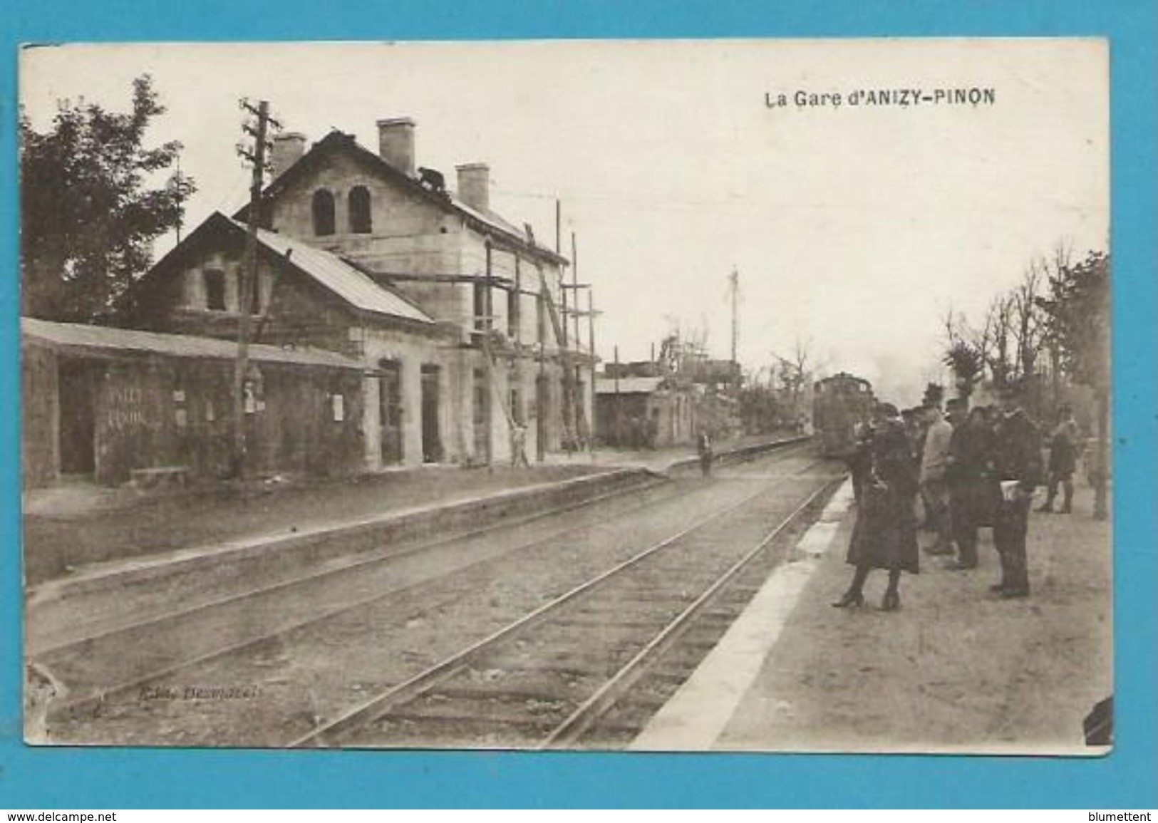 CPA Chemin De Fer Arrivée D'un Train En Gare D'ANIZY-PINON 02 - Autres & Non Classés