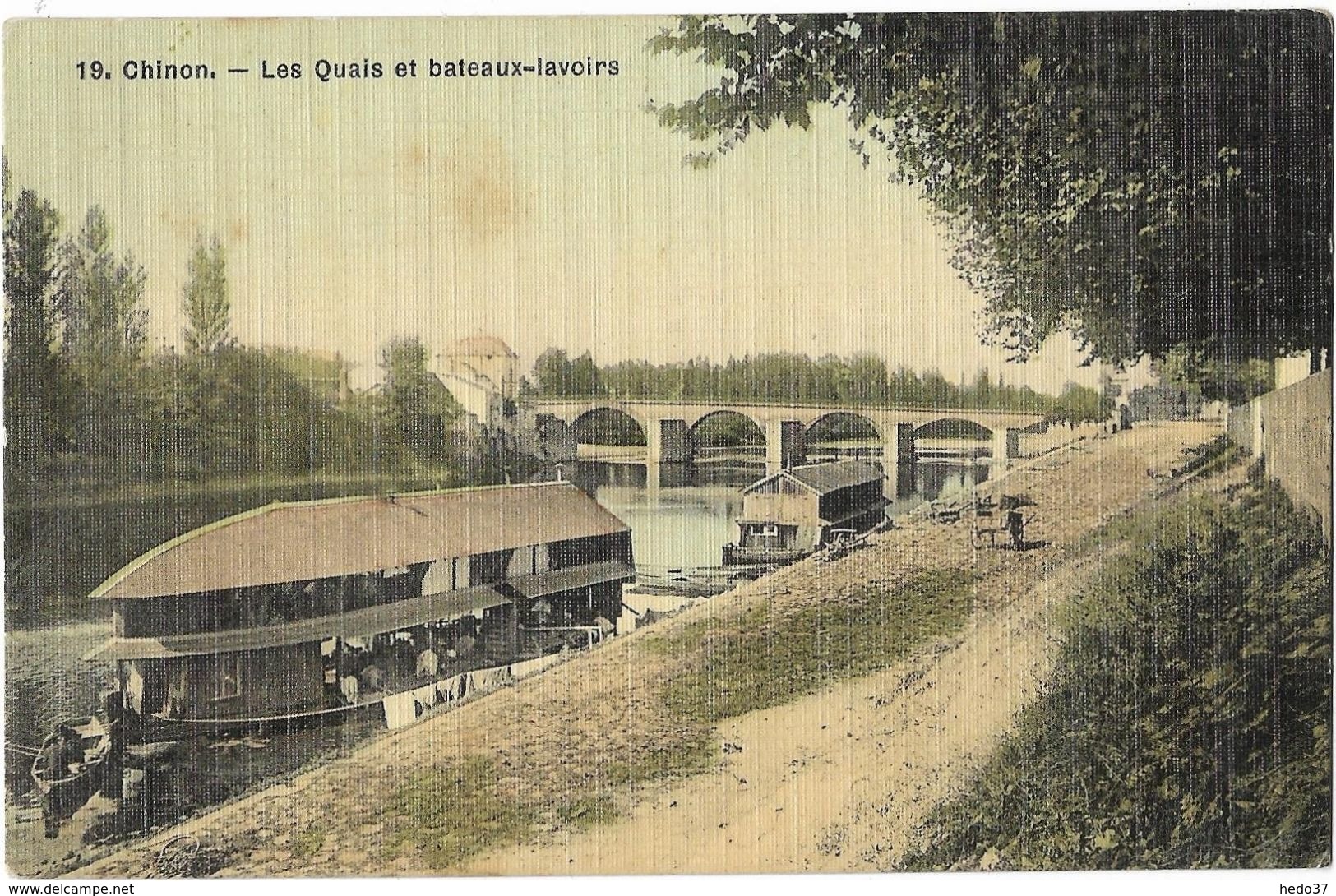 Chinon - Les Quais Et Bateaux-lavoirs - Chinon