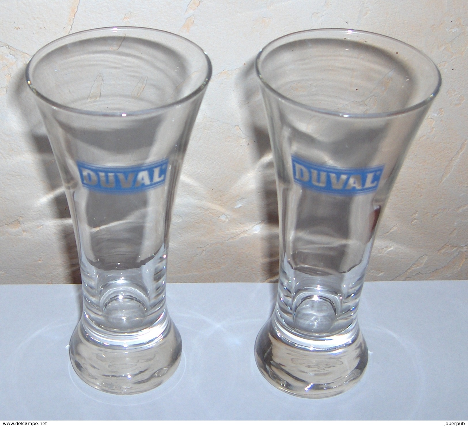 DEUX VERRES A PIED FORME CONIQUE PASTIS DUVAL - Verres