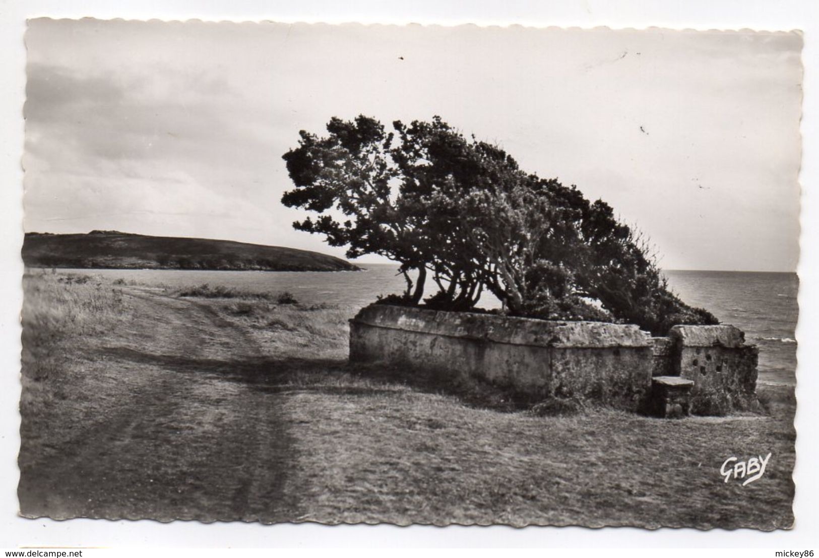 ARZON---PORT  NAVALO -- Le Tombeau Du Petit Mousse ..... à  Saisir - Arzon