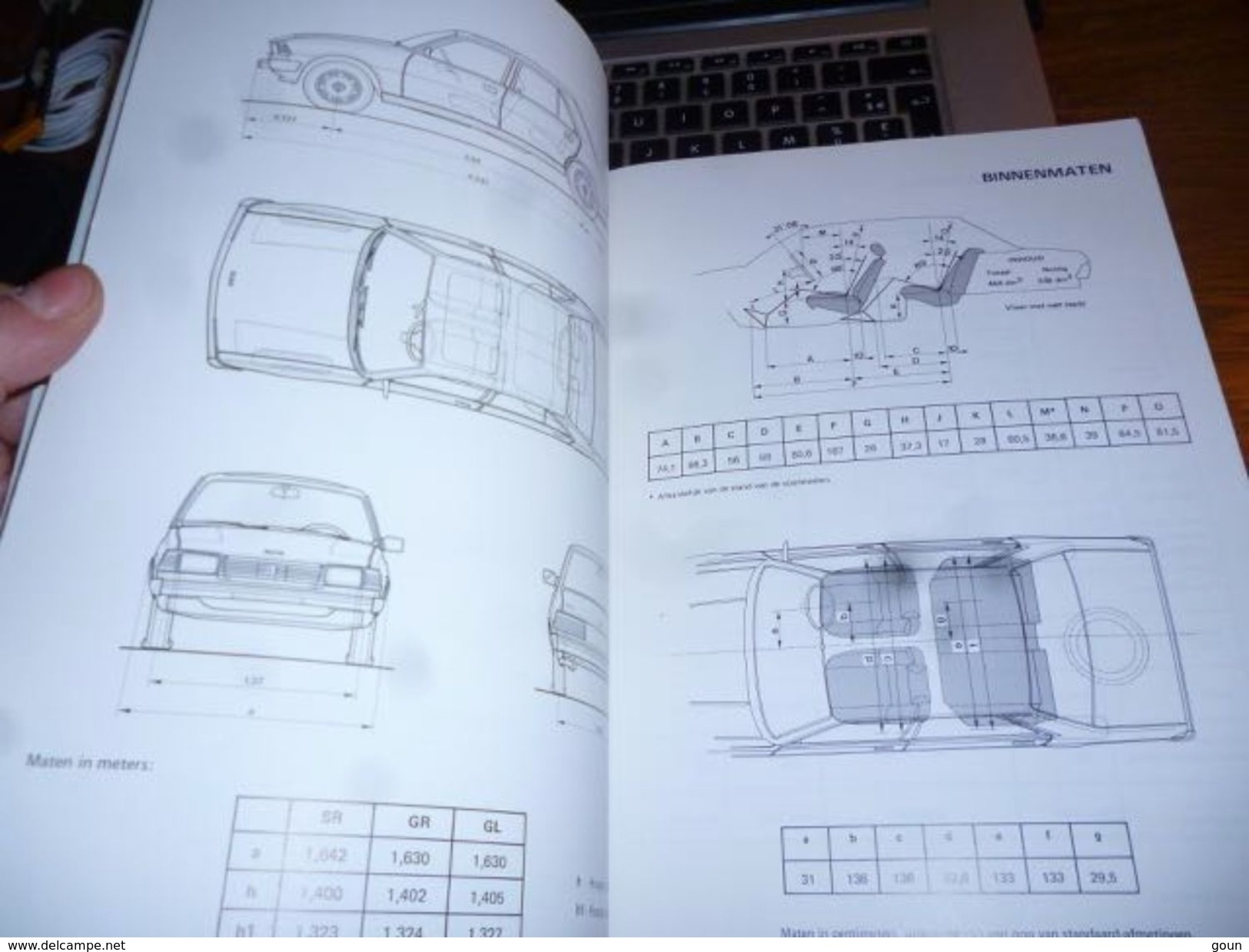 Peugeot 305 Présentation particularités techniques etc ( Néerlandais) 62p