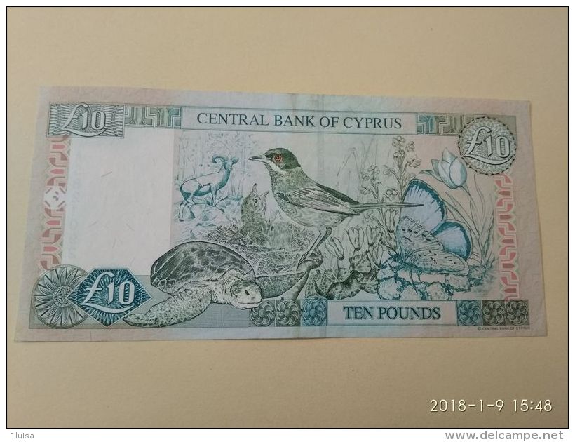 10 On Lira 2001 - Cyprus