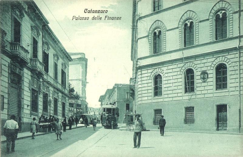 ** T1/T2 Catanzaro, Palazzo Delle Finanze. Cart. V. Asturi E Figli / Financial Palace, Street View With Tram - Ohne Zuordnung