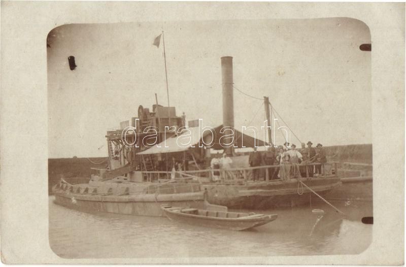 * T2/T3 1920 Magyar Kotróhajó A Tiszán / Hungarian Dredge. Photo (EK) - Ohne Zuordnung