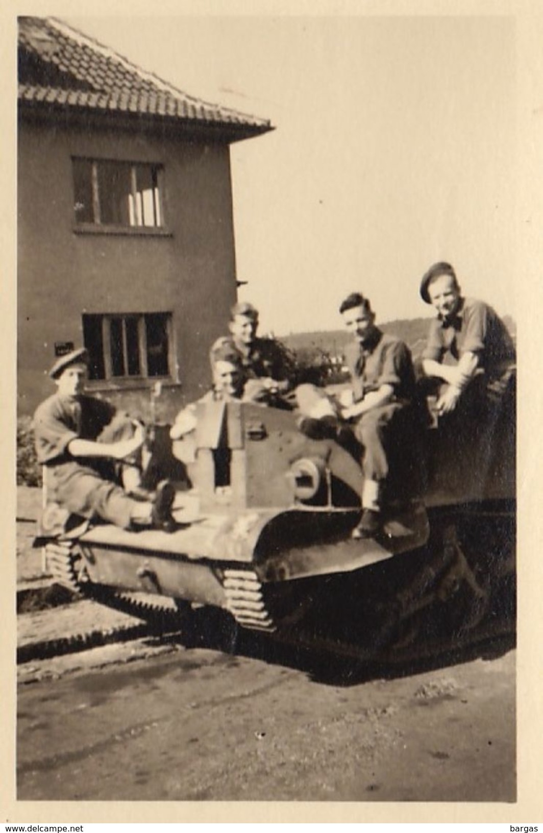 2 Photo Militaire Belge Char Tank - Guerre, Militaire