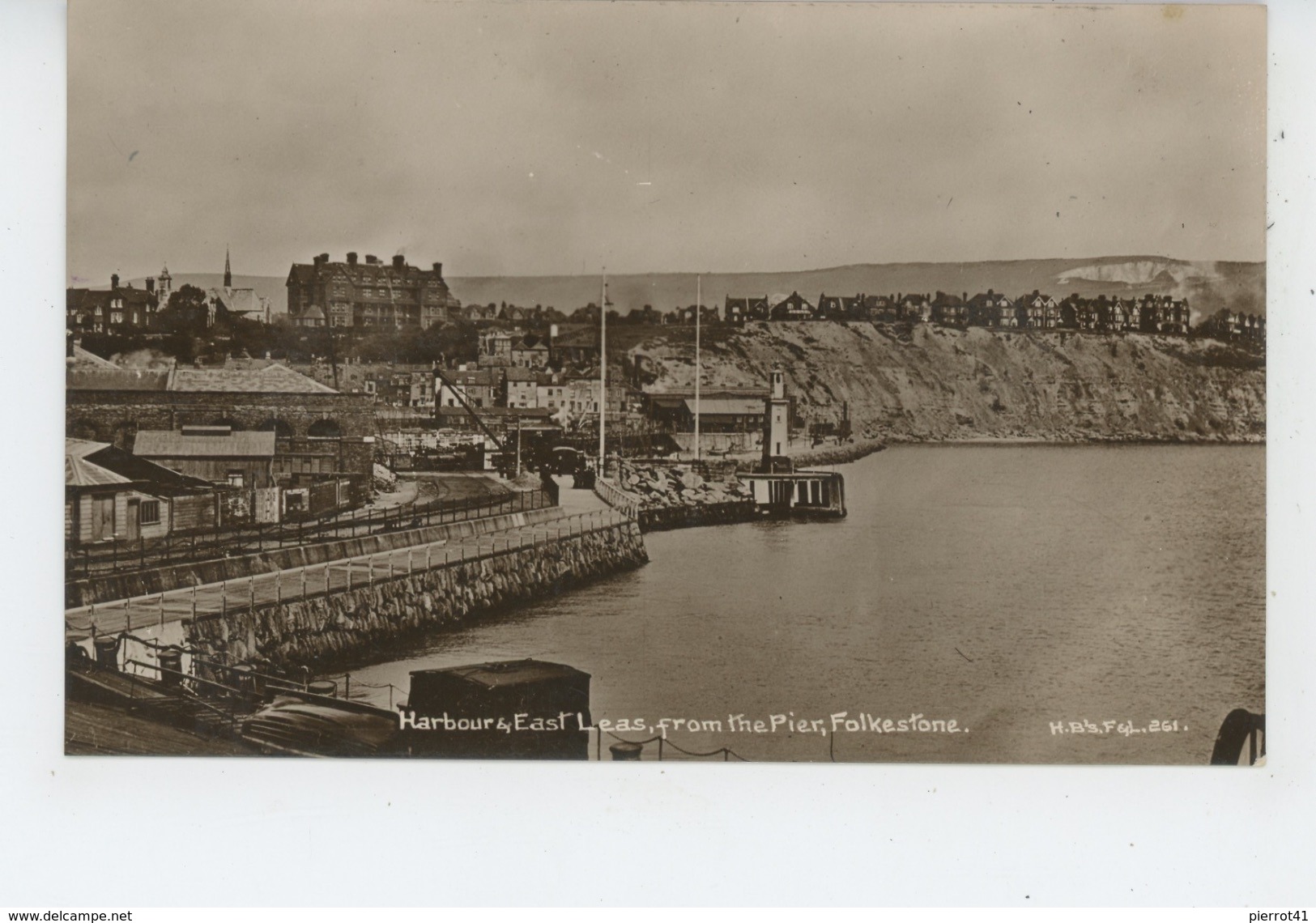 ROYAUME UNI - ENGLAND - KENT - FOLKESTONE - Harbour And East Leas From The Pier - Folkestone