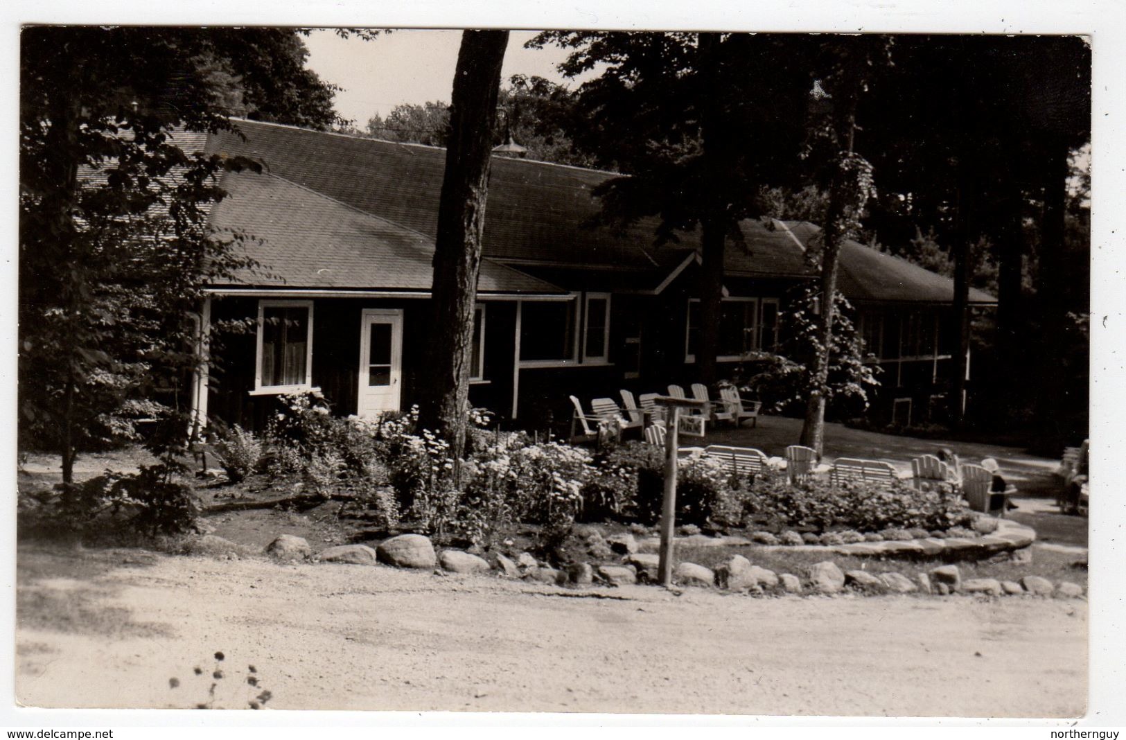 GRAVENHURST, Ontario, Canada, Main Lodge, Muskoa Beach Inn, Old RPPC, Muskoka County - Muskoka