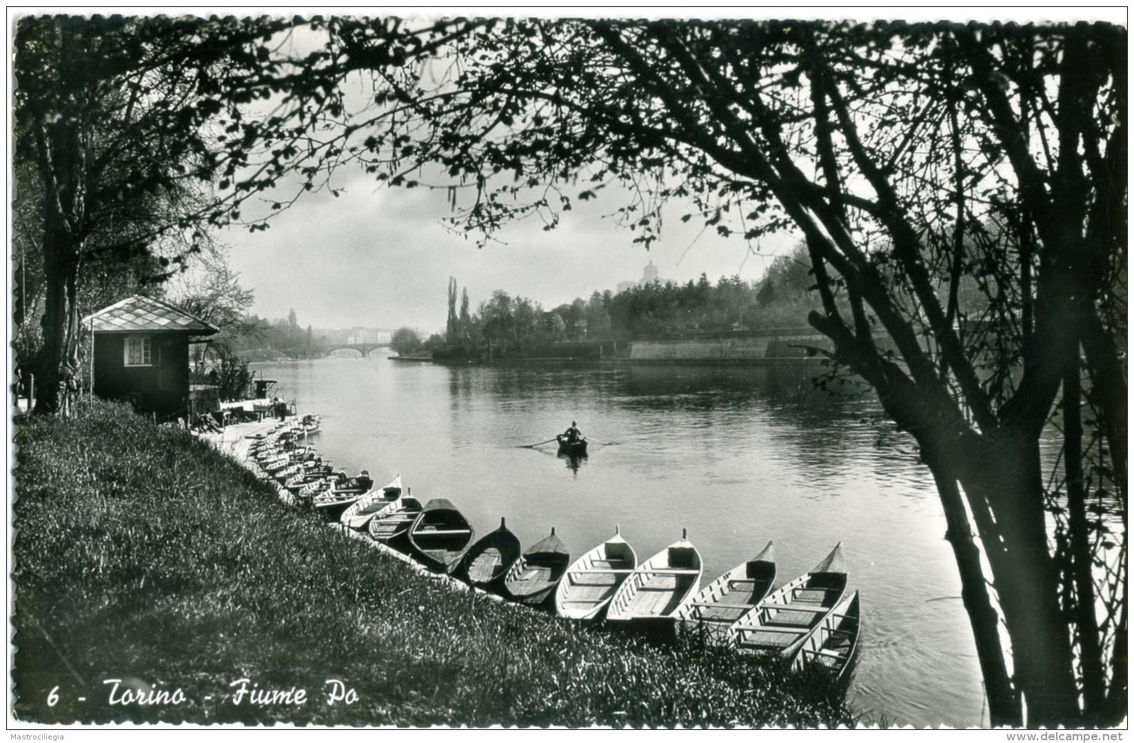 TORINO  Fiume Po  Con Barche - Fiume Po