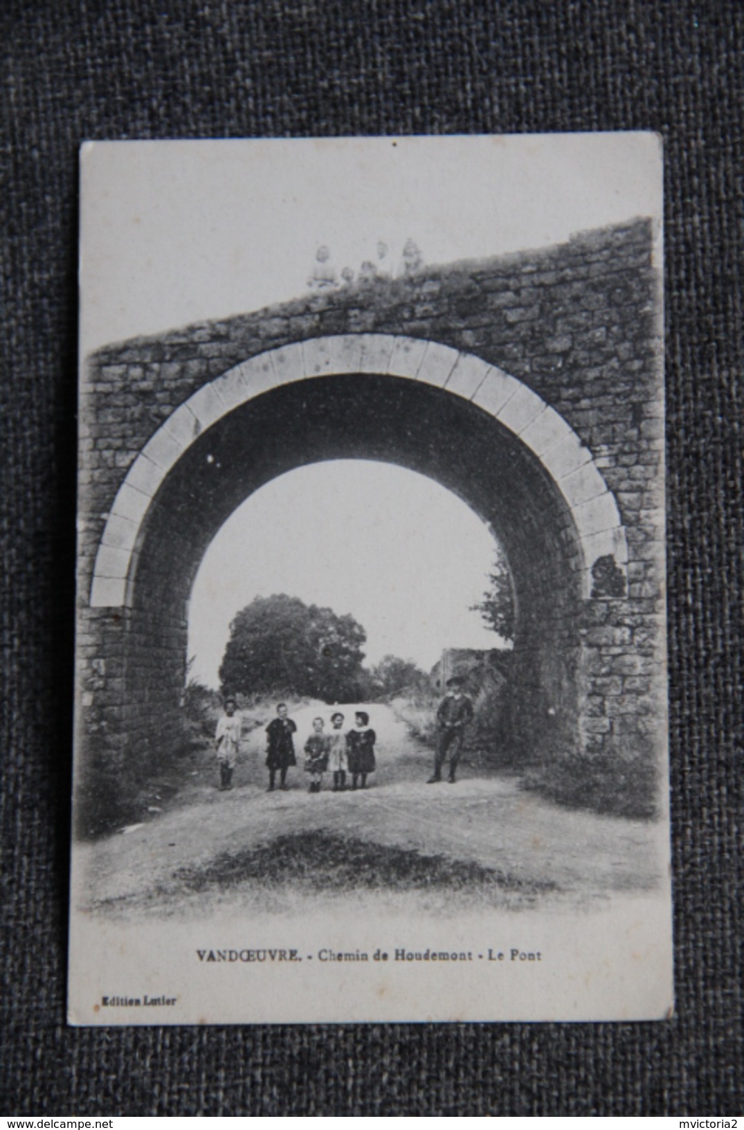 VANDOEUVRE - Chemin De Houdemont, Le Pont. - Vandoeuvre Les Nancy