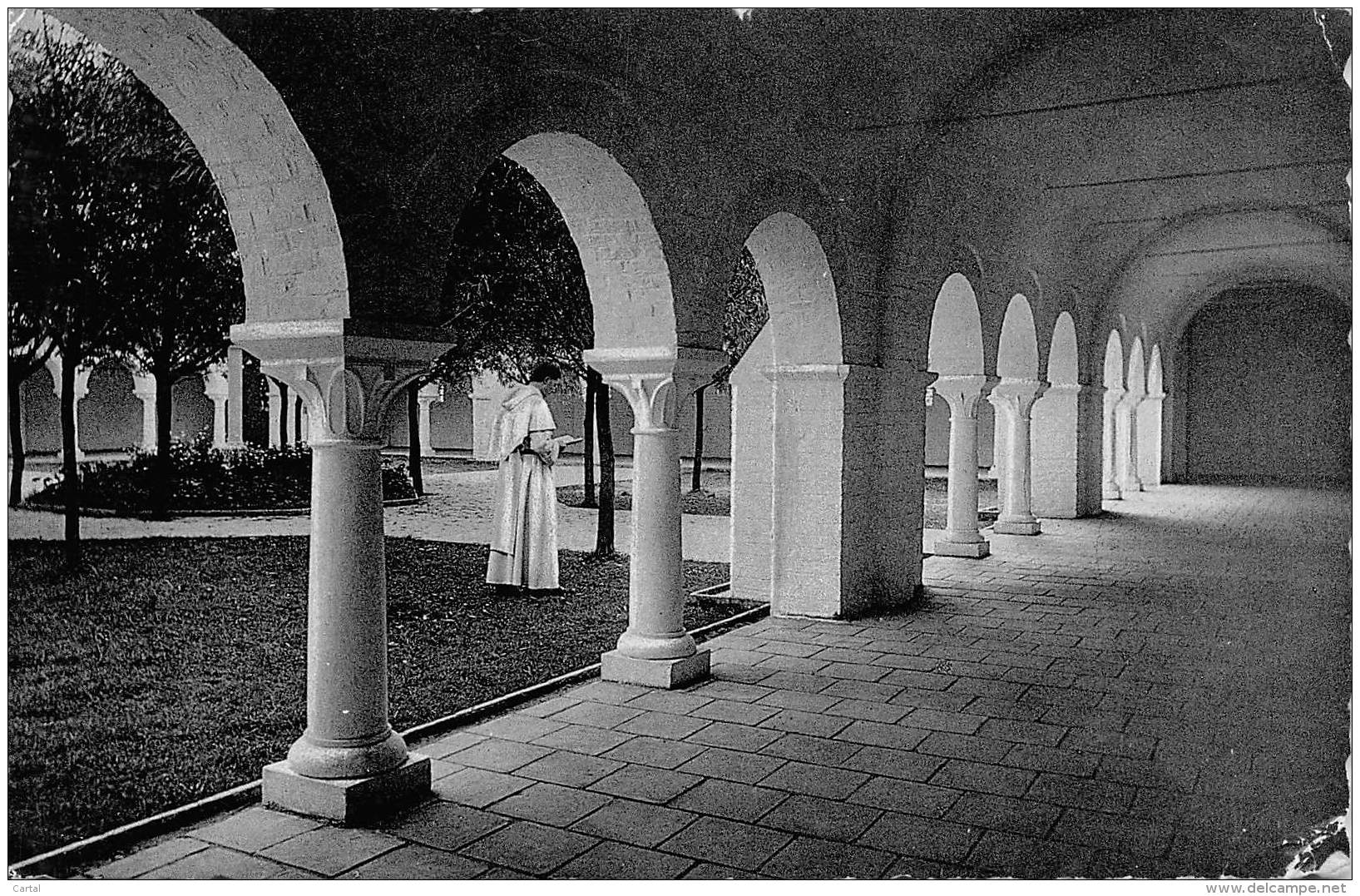 LE ZOUTE - Het ZOUTE - Cloitre De L'Eglise Des Dominicains - Pandhof Der Dominikanerkerk - Knokke