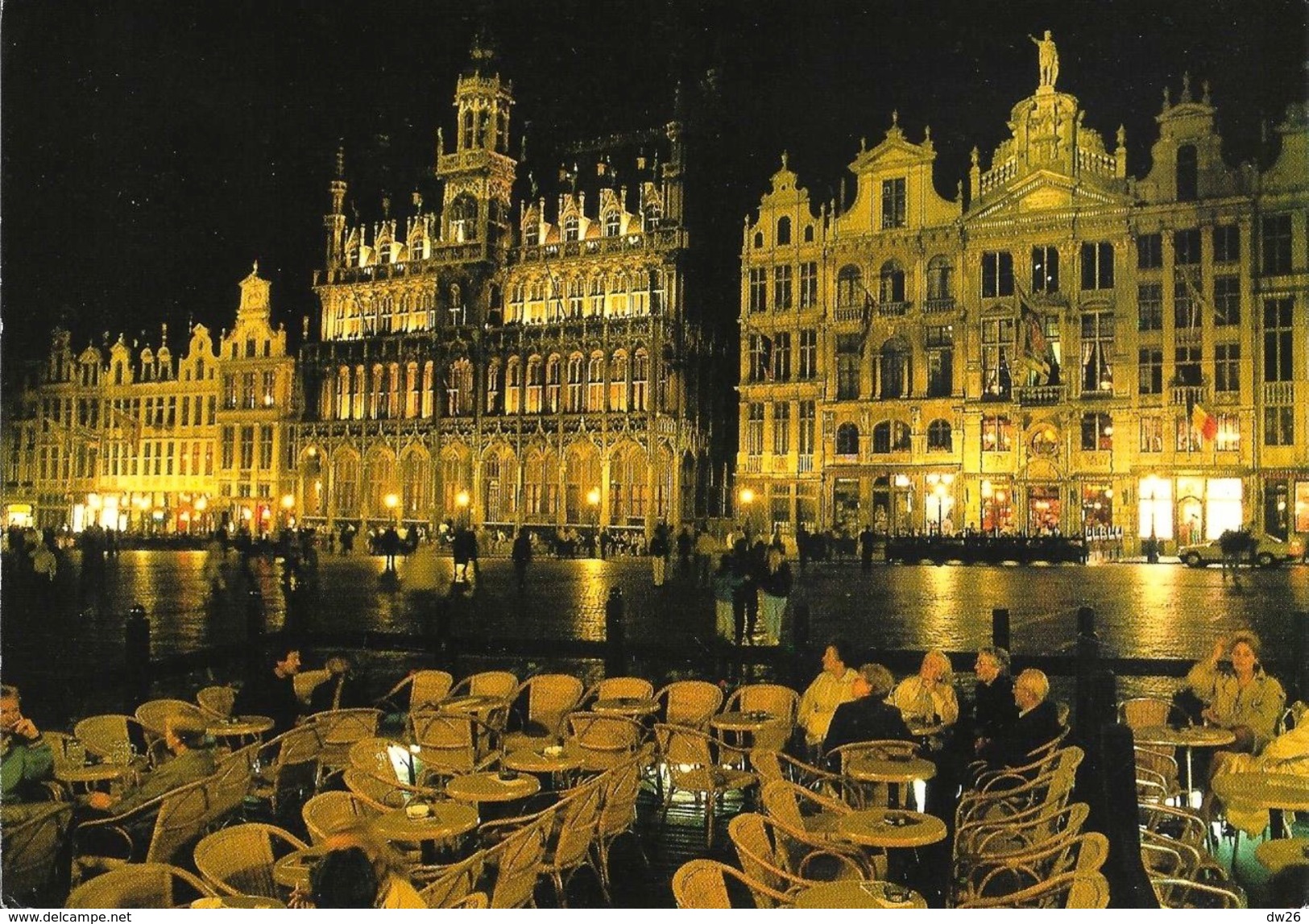 Bruxelles La Nuit - Grand Place, Maison Du Roi - Lot De 3 Cartes (+ 1 De Jour: Tapis De Fleurs) - Cartes Non Circulées - Brüssel Bei Nacht