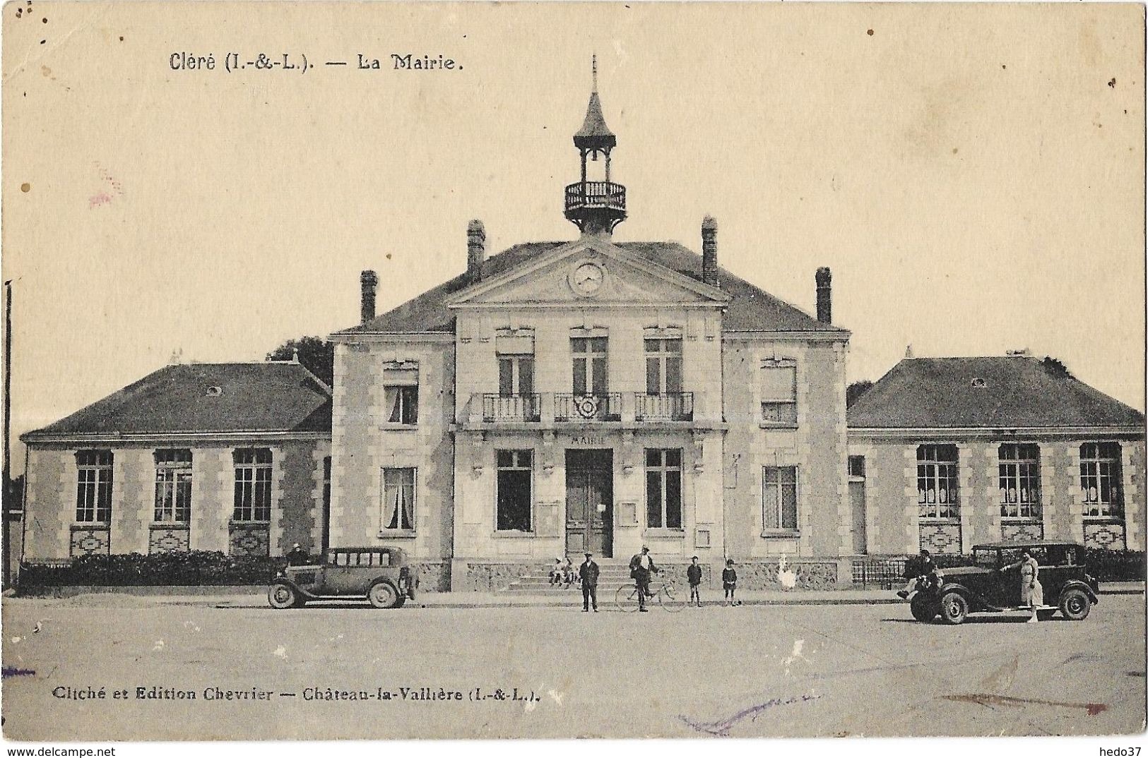 Cléré - La Mairie - Cléré-les-Pins