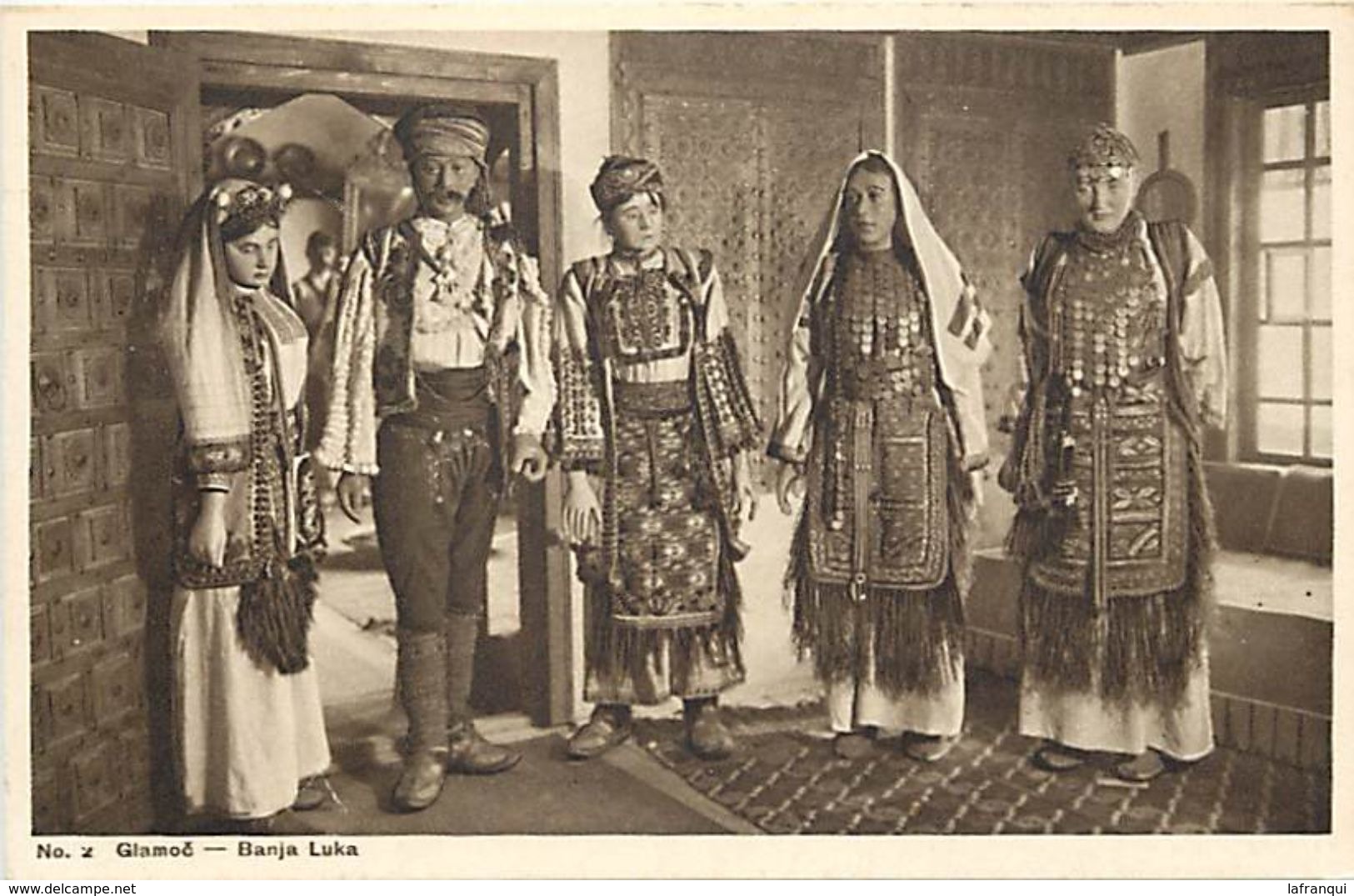 Pays Div-ref K482- Bosnie Herzegovine - Costumes Nationaux Du Musee Ethnogr De Sarajevo - - Bosnie-Herzegovine