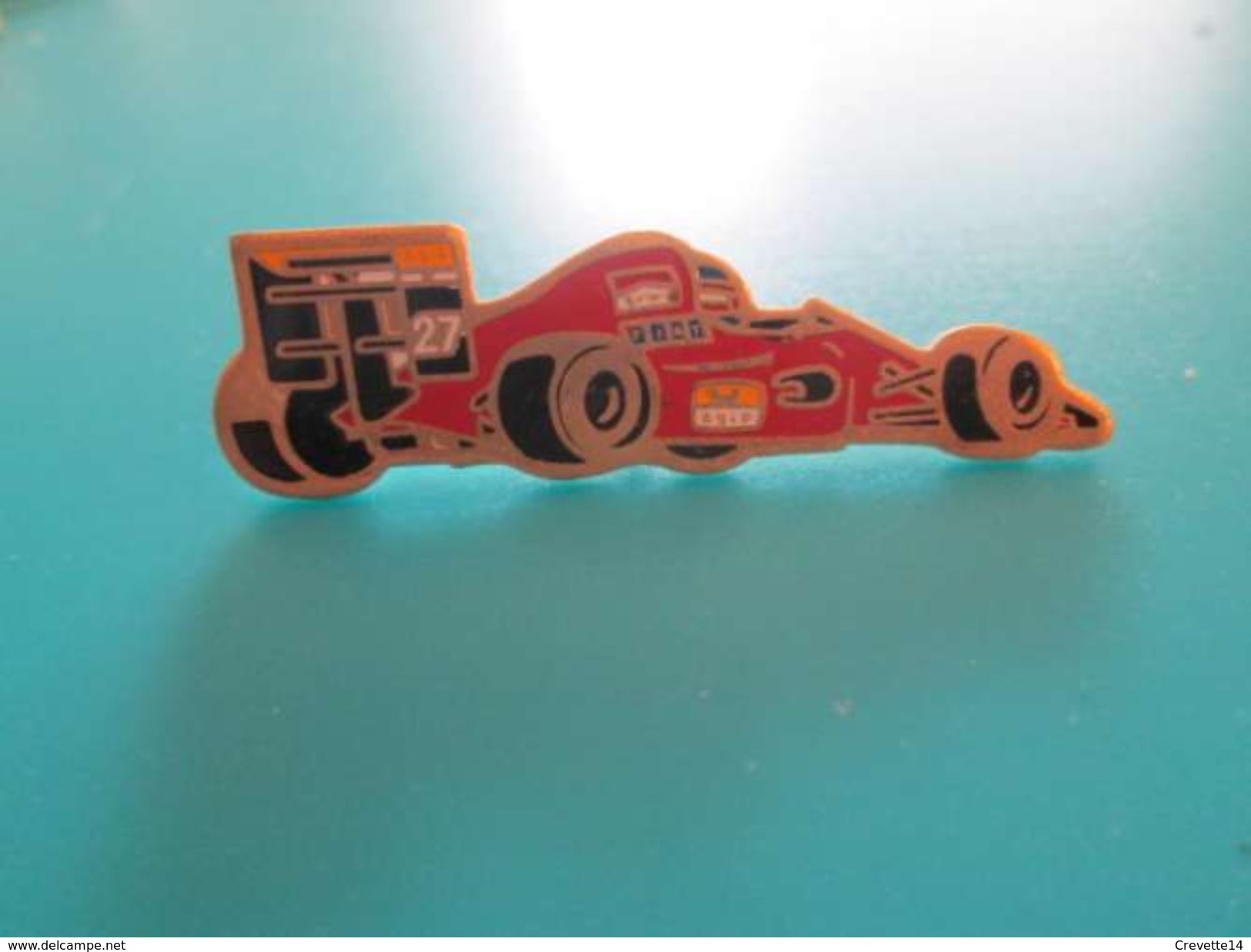 Pin510c Pin's Pins / Beau Et Rare : VOITURE DE F1 FORMULE 1 FERRARI    Marquage Au Dos : - ---  - - Automobile - F1