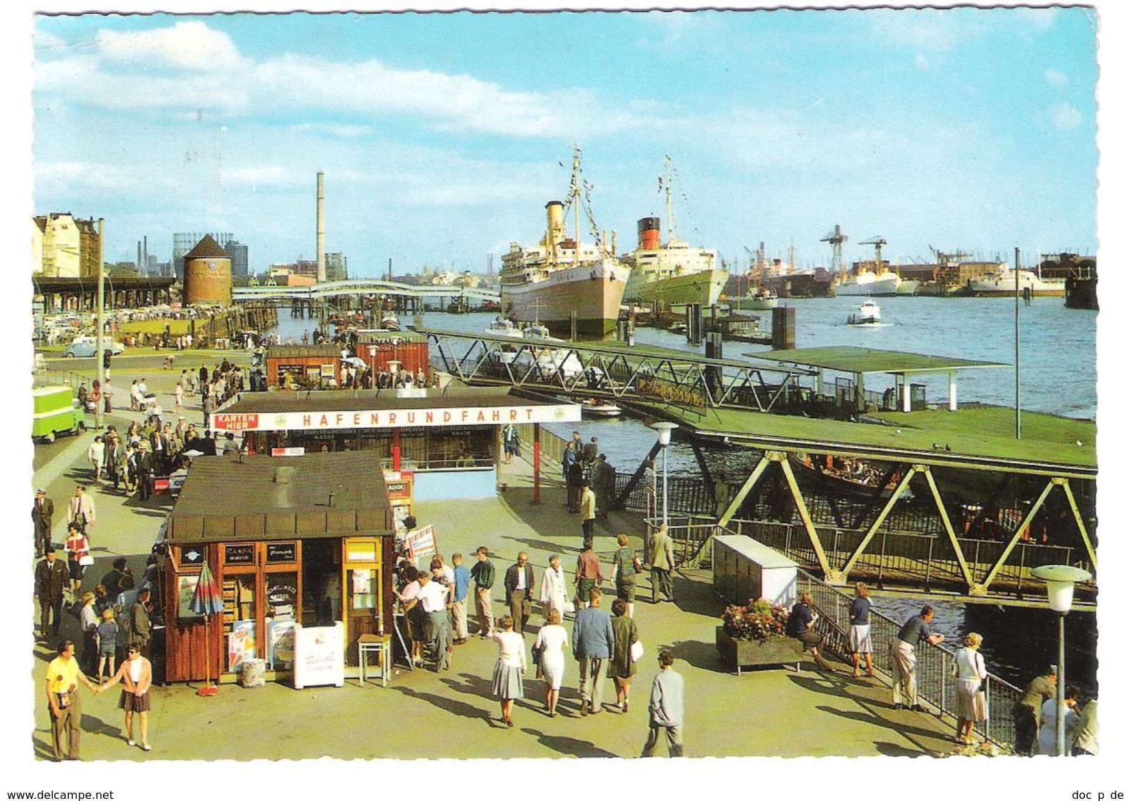 Germany - Hamburg Hafen - Harbour - Dampfer - Schiff - Ship - Dampfer