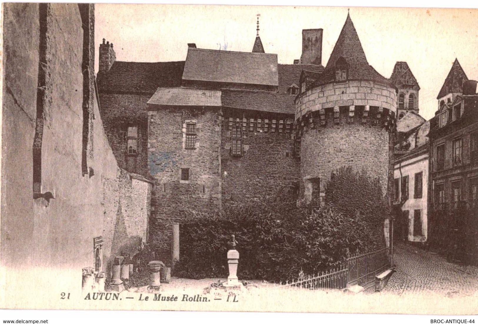 CPA N°17532 - LOT DE 2 CARTES D' AUTUN - LE MUSEE DE ROLLIN ET STATUE DE BULLIOT, FONDATEUR - Autun