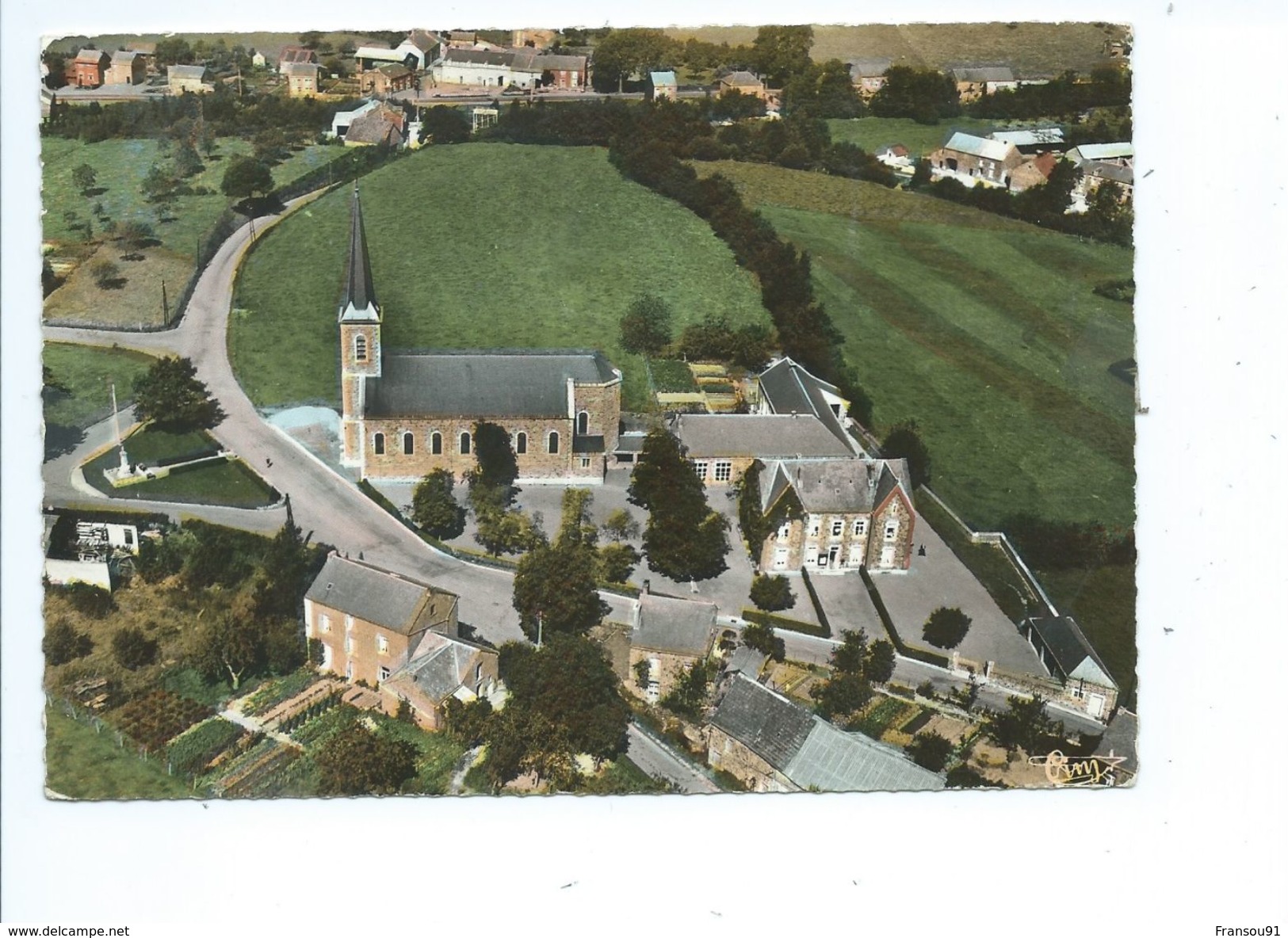 Hargimont Vue Aerienne L'Eglise - Marche-en-Famenne