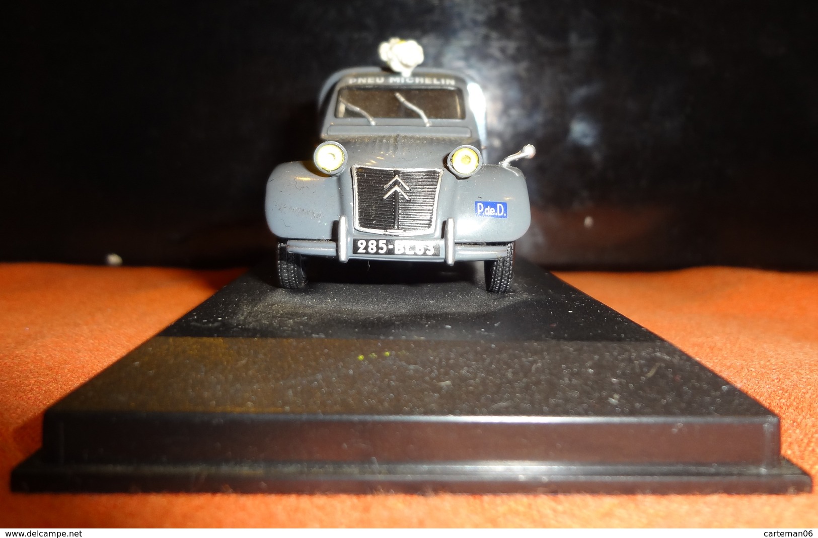 Voiture - Citroën 2CV Fourgonnette Michelin - 1/43 - Other & Unclassified