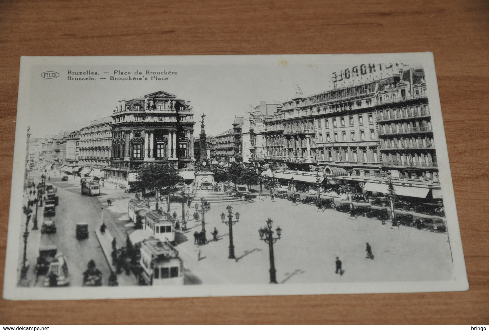 408- Brussel, Bruxelles, Place De Brouckere / Trams - Marktpleinen, Pleinen