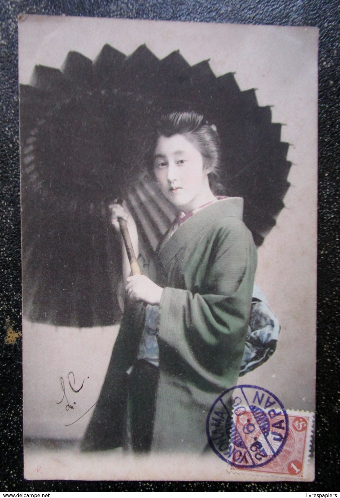 Japon Femme Ombrelle  Cpa Timbrée - Autres & Non Classés