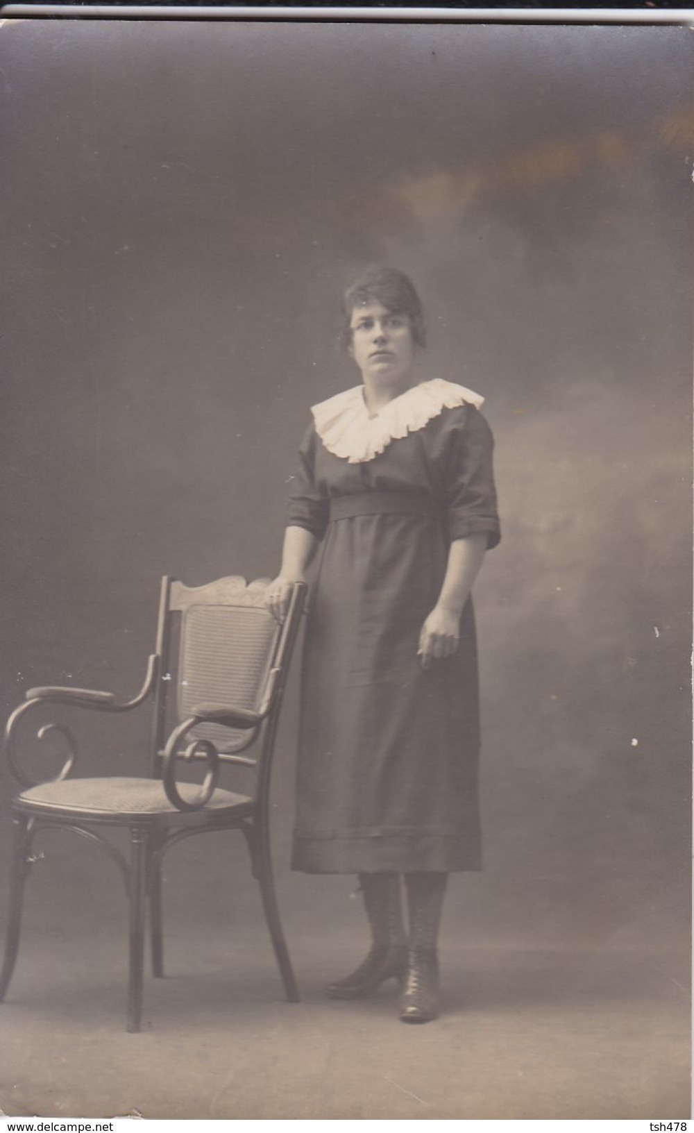 CARTE-PHOTO---portrait De Femme--voir 2 Scans - Femmes