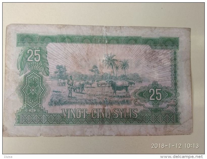 25 Sylis 1960 - Guinée