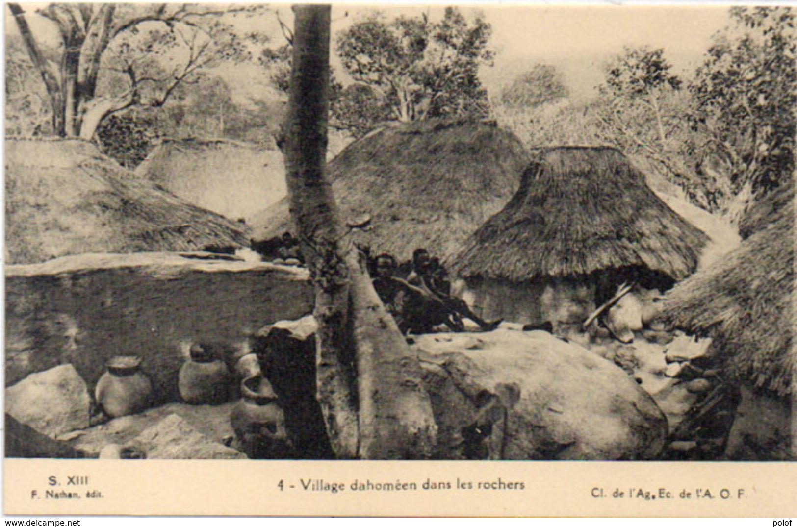 Village Dahoméen Dans Les Rochers   (101603) - Dahomey