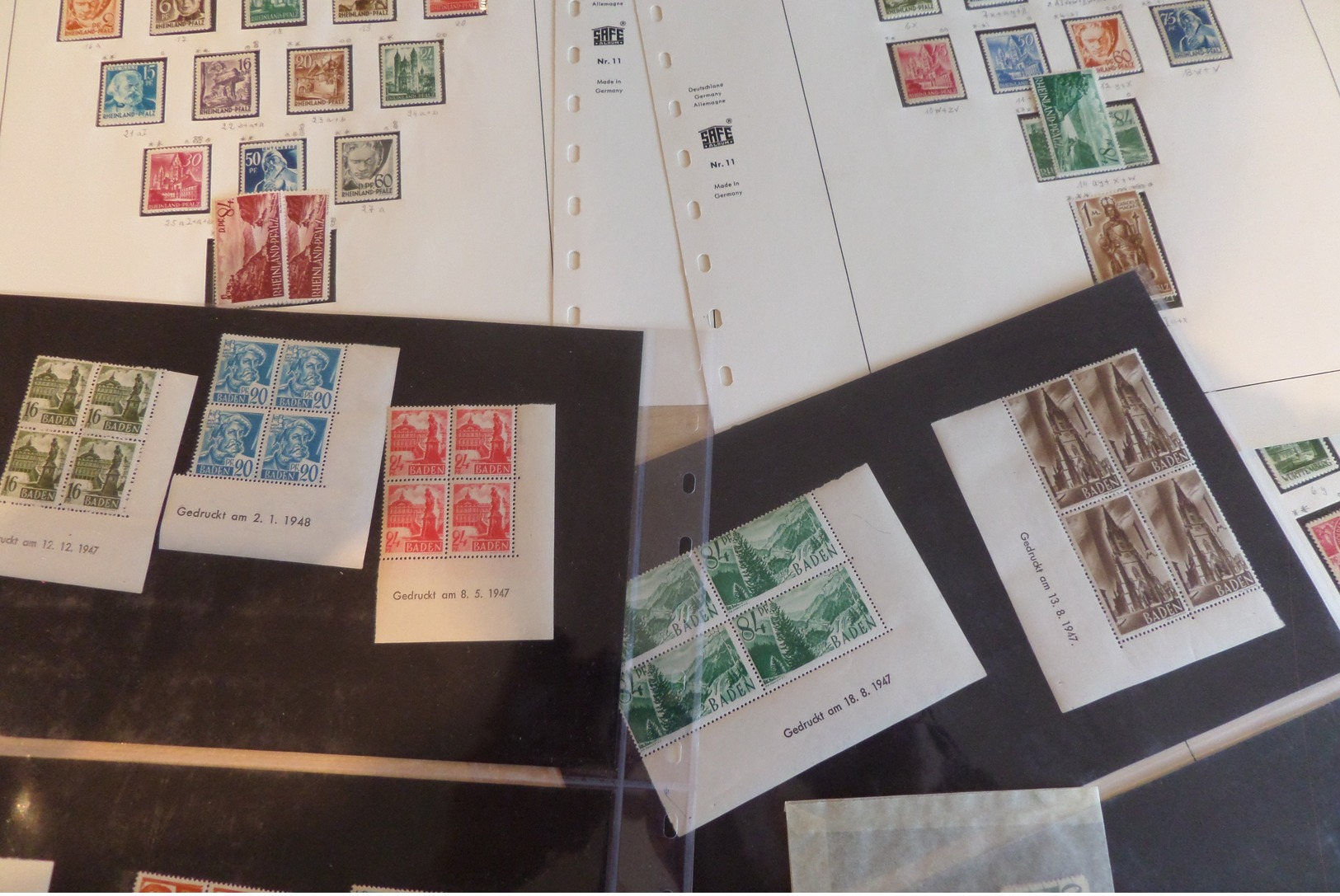 Superbe vrac de milliers de timbres tous pays. Anciens, collections, bonnes valeurs, très varié. Cote énorme!! A saisir!