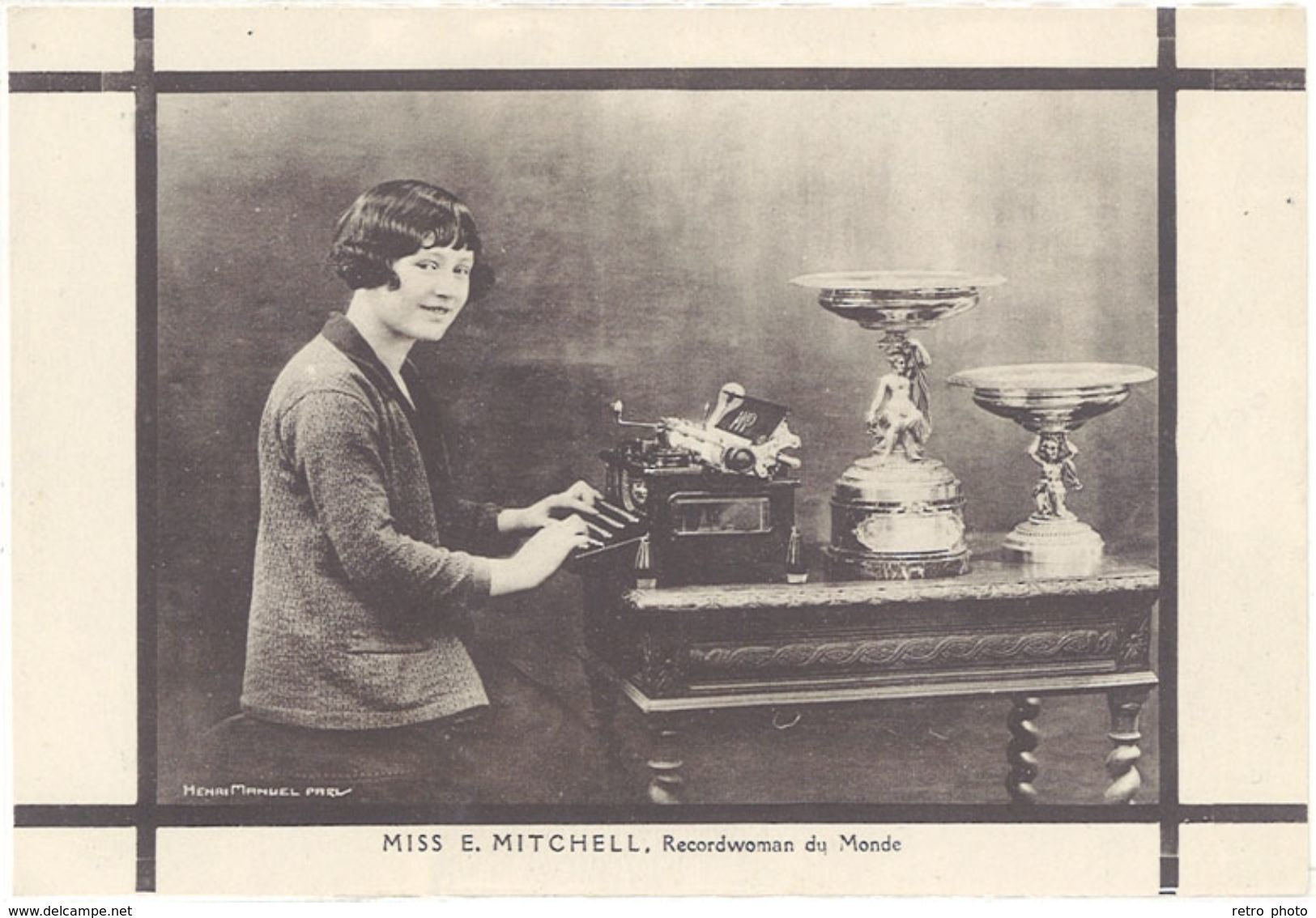 Carte Commerciale : Machine à Ecrire Française MAP, Miss E. Mitchell Recordwoman Du Monde - Werbepostkarten