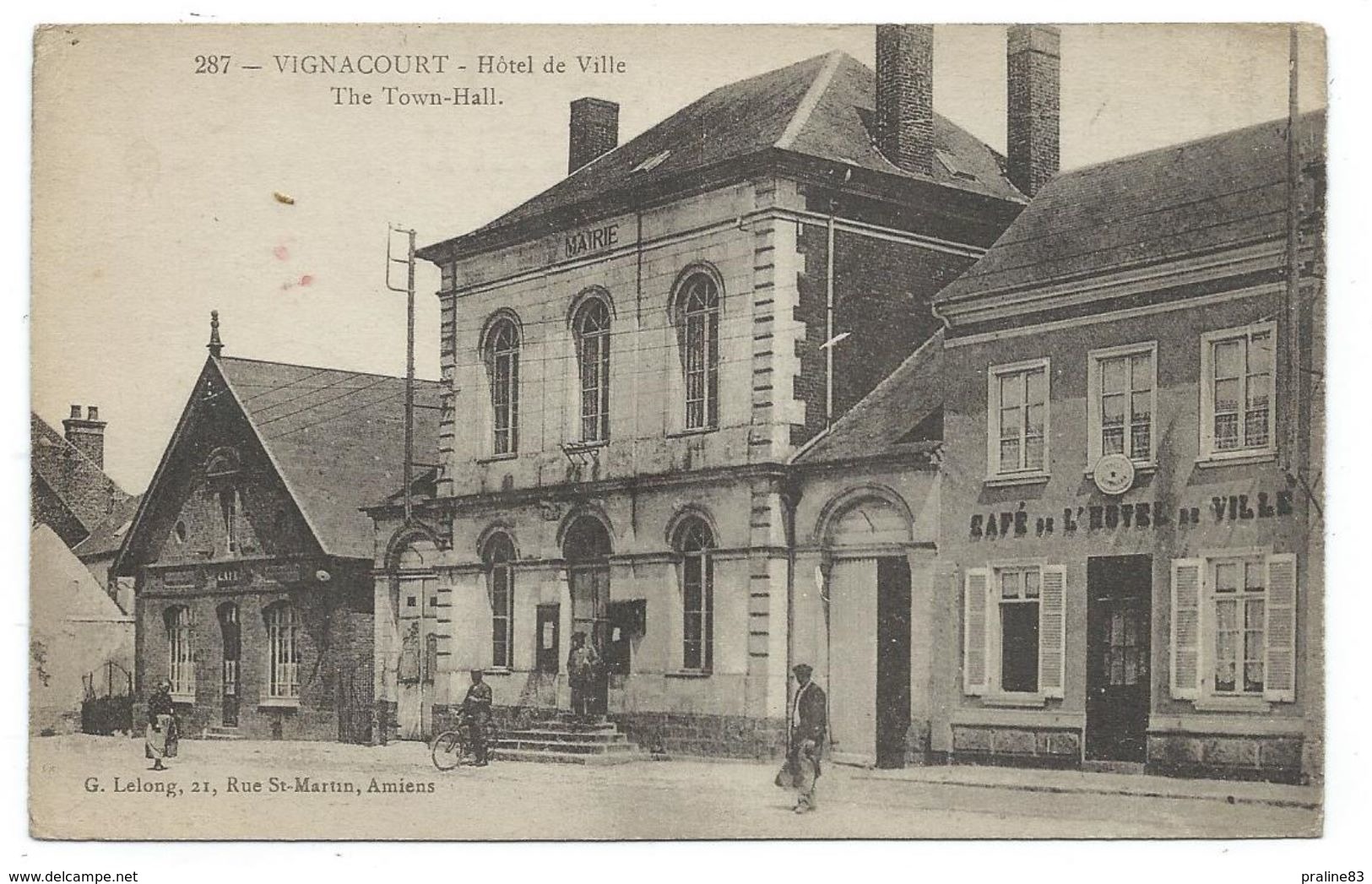 CPA - VIGNACOURT, HOTEL DE VILLE - Somme 80 - Animée - Edit. G. Lelong à Amiens - Vignacourt
