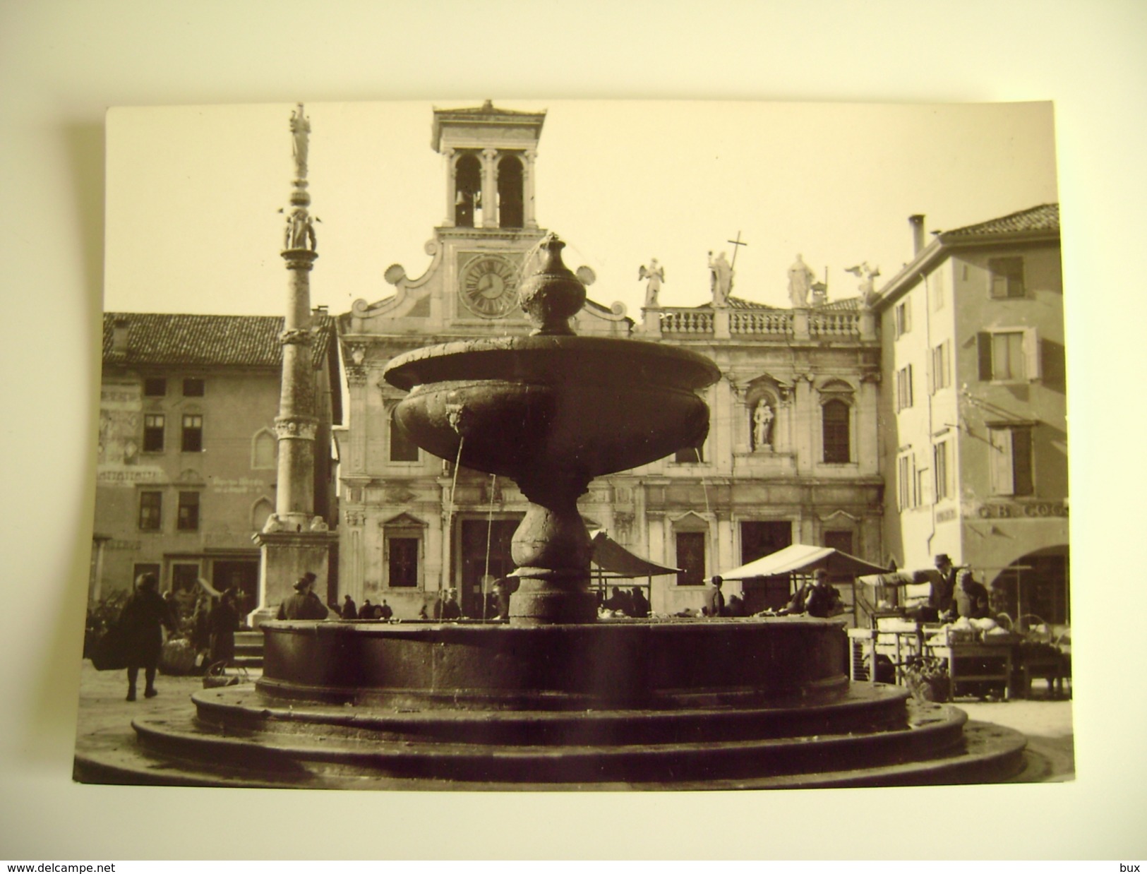 UDINE  MERCATO  PIAZZA  S. GIACOMO  Market   MERCATO NON  VIAGGIATA COME DA FOTO - Mercati