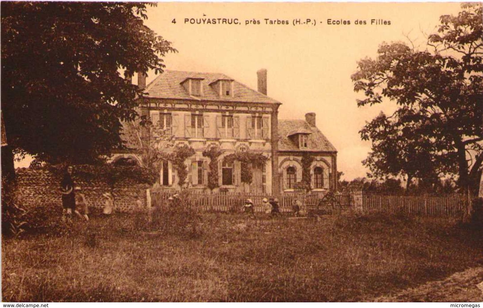 65 - POUYASTRUC, Près Tarbes - Ecoles Des Filles - Pouyastruc