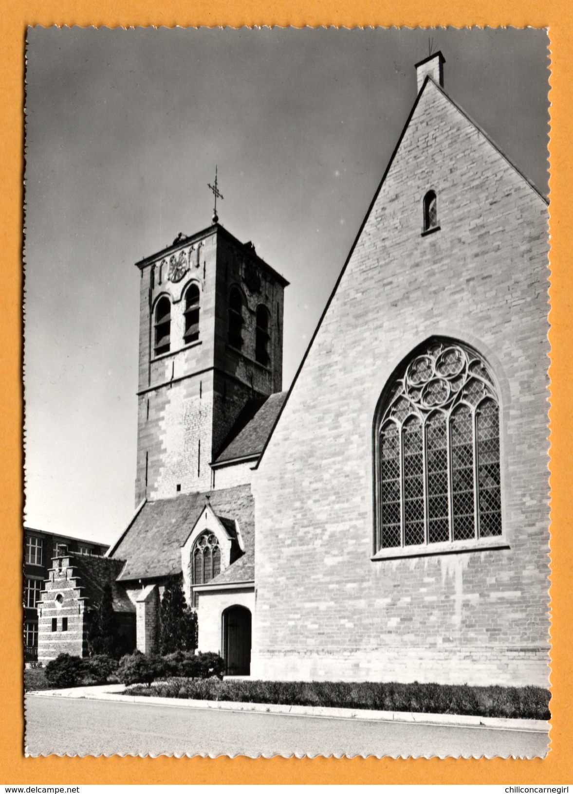 Borsbeek - L'Eglise - Vieille Camionnette - Animée - A. SMETZ - Borsbeek