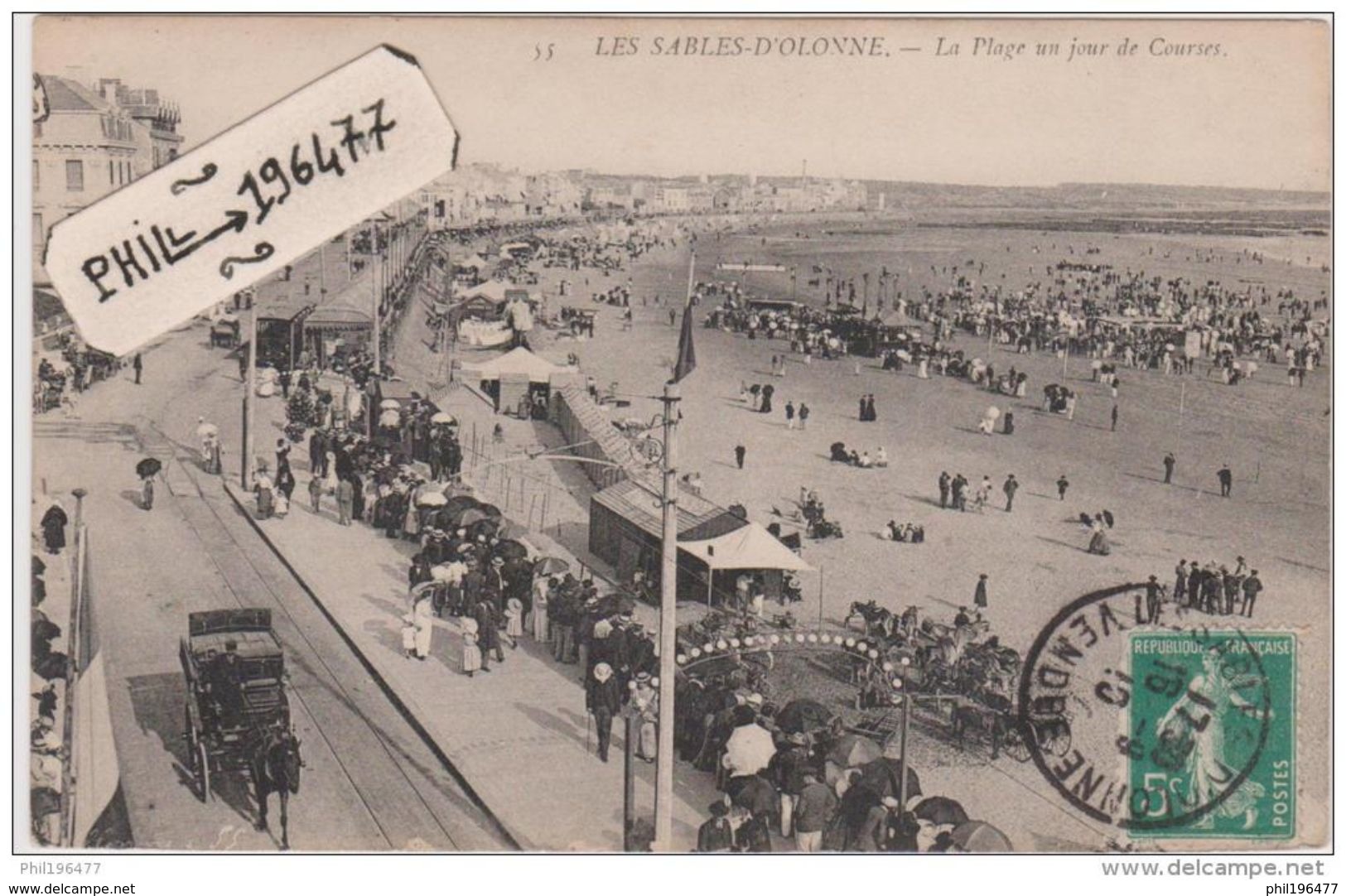 85 Les Sables D'Olonne - Cpa / La Plage Un Jour De Courses. - Sables D'Olonne