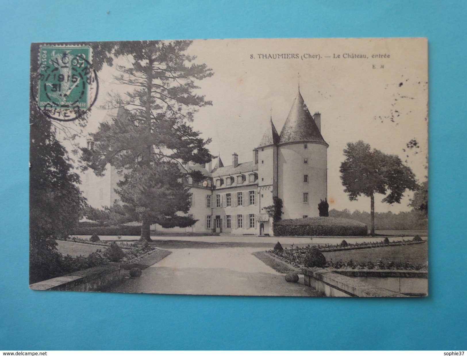 THAUMIERS Le Château, Entrée - Thaumiers