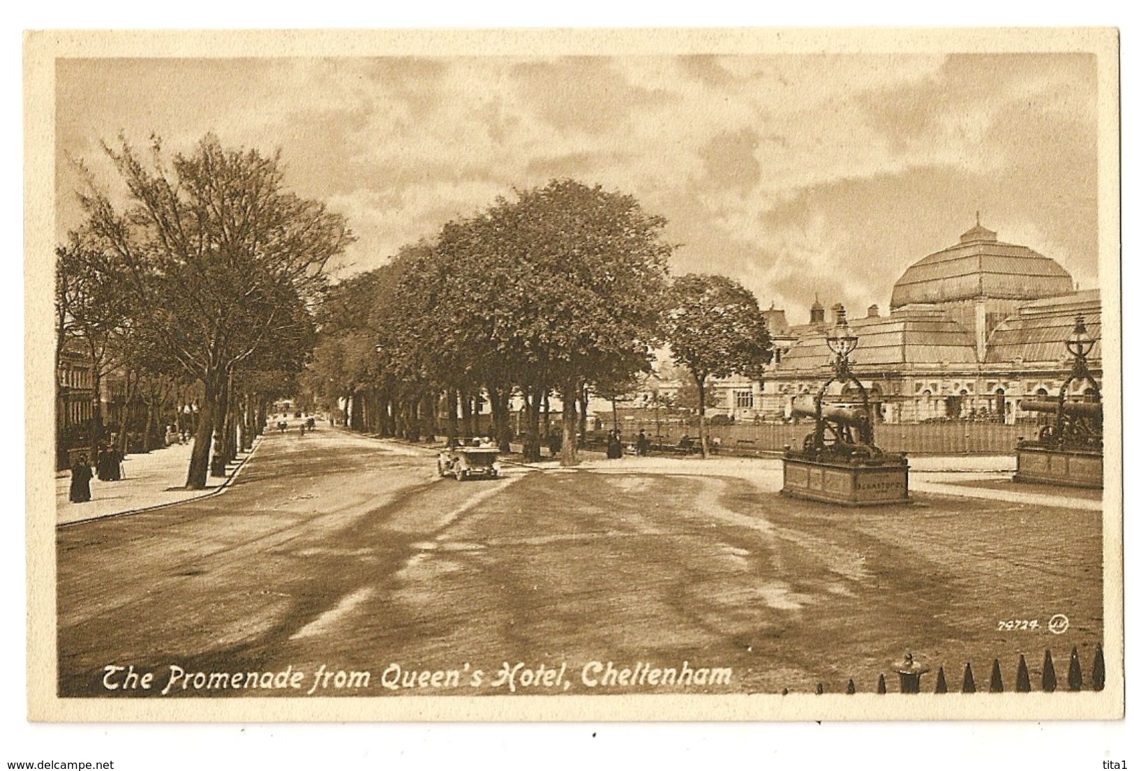 UK 265- Cheltenham - The Promenade From Queens's Hotel - Cheltenham