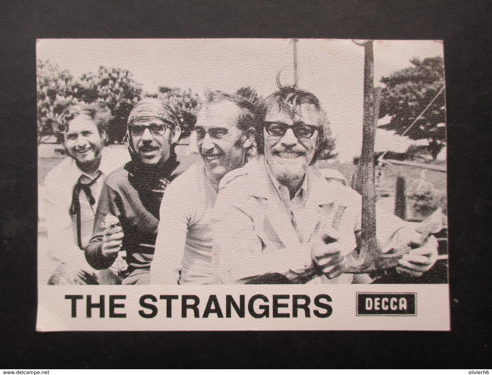 CP MUSIQUE (M1801) THE STRANGERS (2 Vues) DECCA - Chanteurs & Musiciens