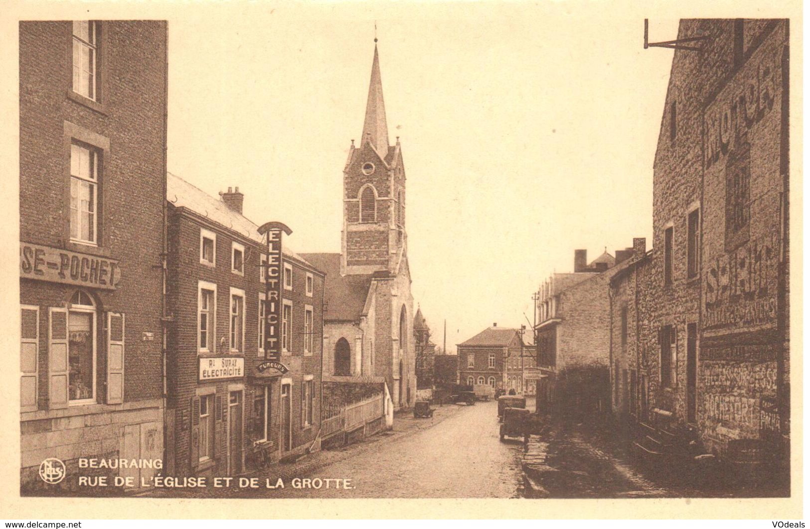 Beauraing - CPA - Rue De L'Eglise Et La Grotte - Beauraing