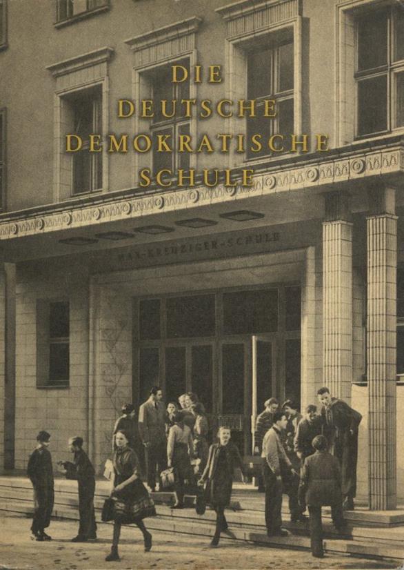 Buch Politik Heft Die Deutsche Demokratische Schule Schneller, Wilhelm 1955 Verlag Volk Und Wissen 109 Seiten Div. Abbil - Eventi