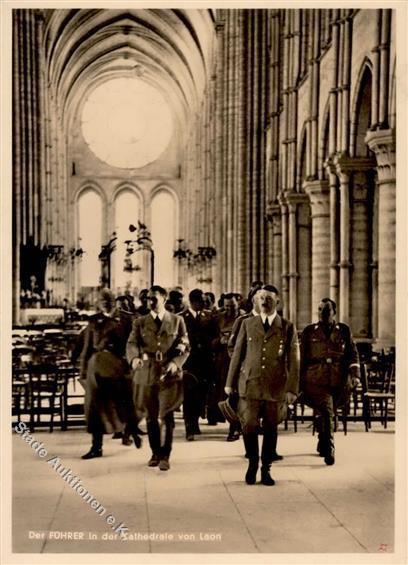 Hitler WK II Kathedrale Von Laon Foto AK I-II - Oorlog 1939-45