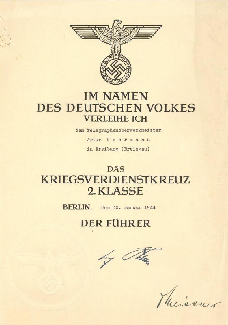 Verleihungsurkunde Kriegsverdienstkreuz 2. Klasse 1944 Unterschrift Meissner U. Stpl Unterschrift A. Hitler WK II,  I-II - Oorlog 1939-45