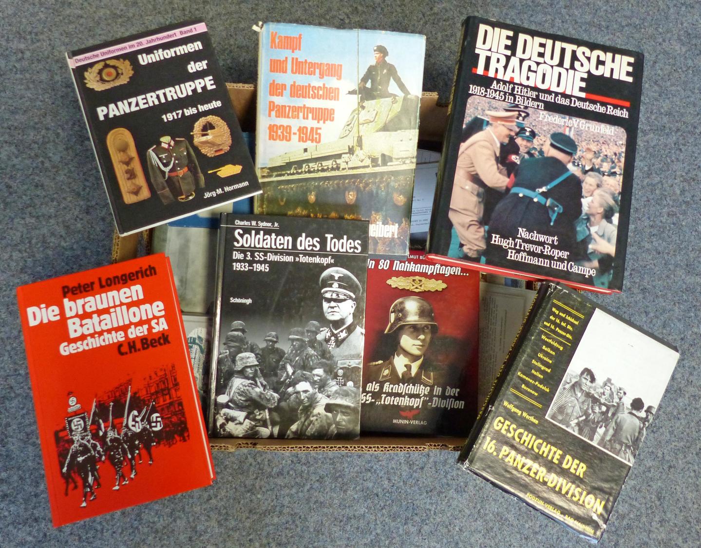 Buch WK II Partie Mit Circa 70 Bücher Und Hefte Militär Meist 3. Reich Nur Nachkriegsausgaben II - Guerra 1939-45