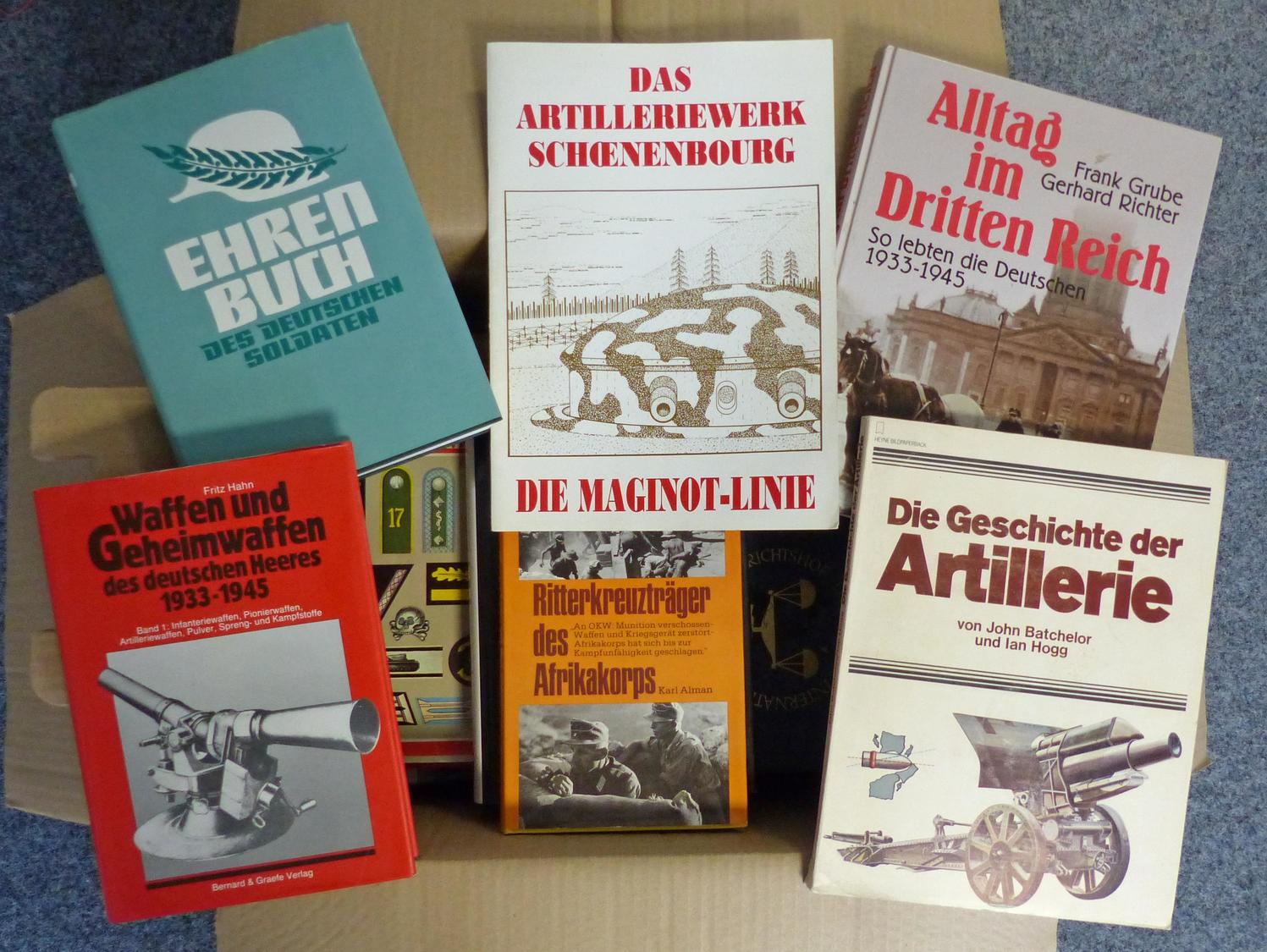Buch WK II Umzugskarton Büchern Militär Meist 3. Reich Nachkriegsausgaben II - Guerra 1939-45