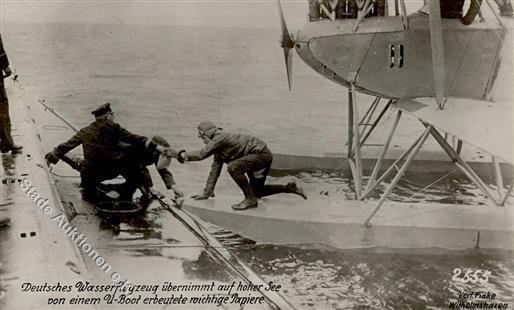 U-Boot Wasserflugzeug WK II   Foto AK I-II - Oorlog