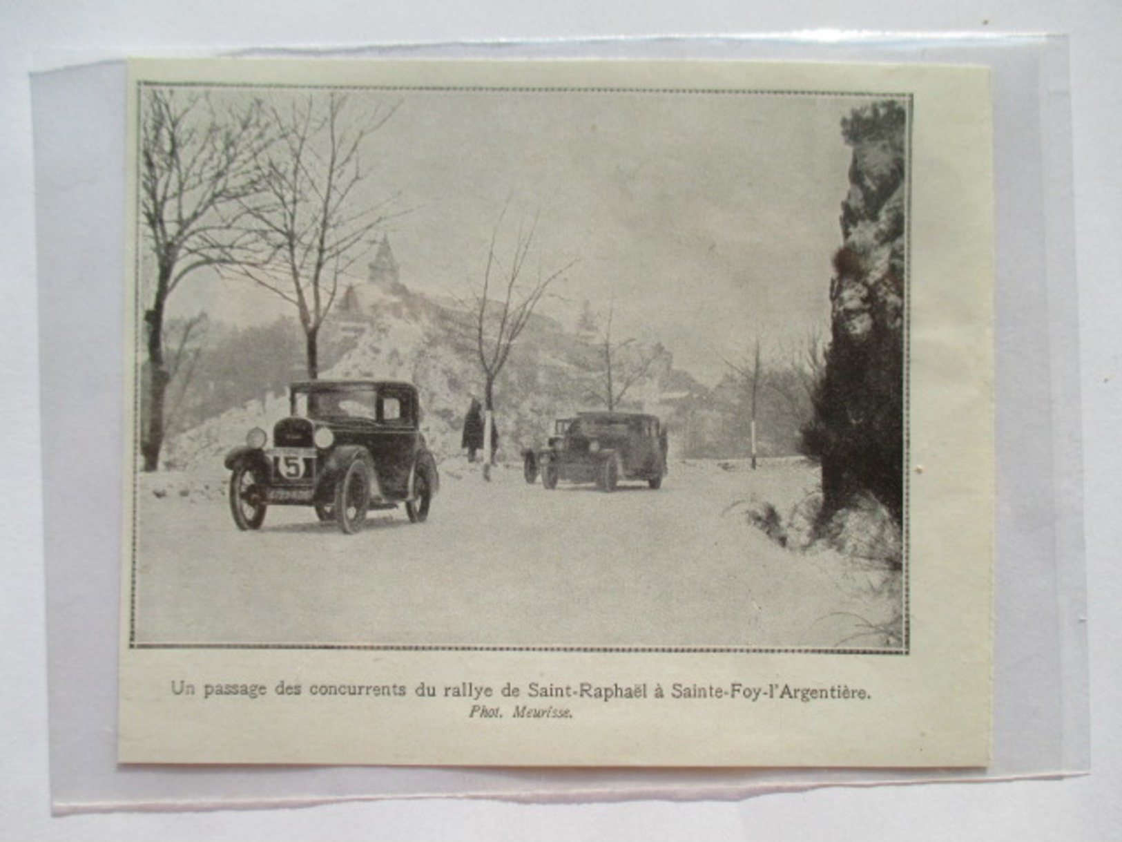 1930 - Rallye Automobile Saint Raphael Saite Foy L Argentiere   - Uprising  - Coupure De Presse Originale (Encart Photo) - Documents Historiques