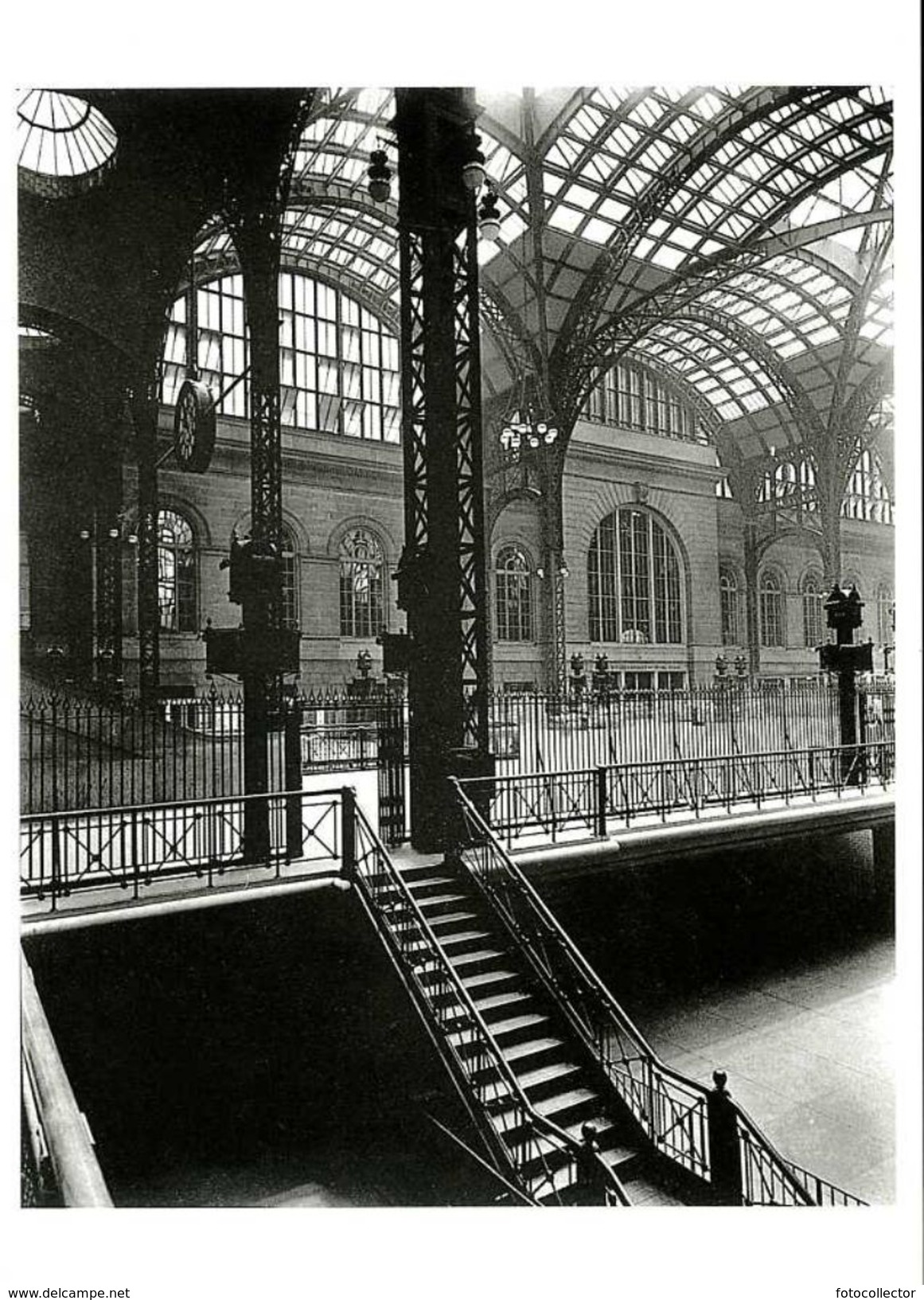 New York 1936 : Pennsylvania Station Par Berenice Abbott - Transports