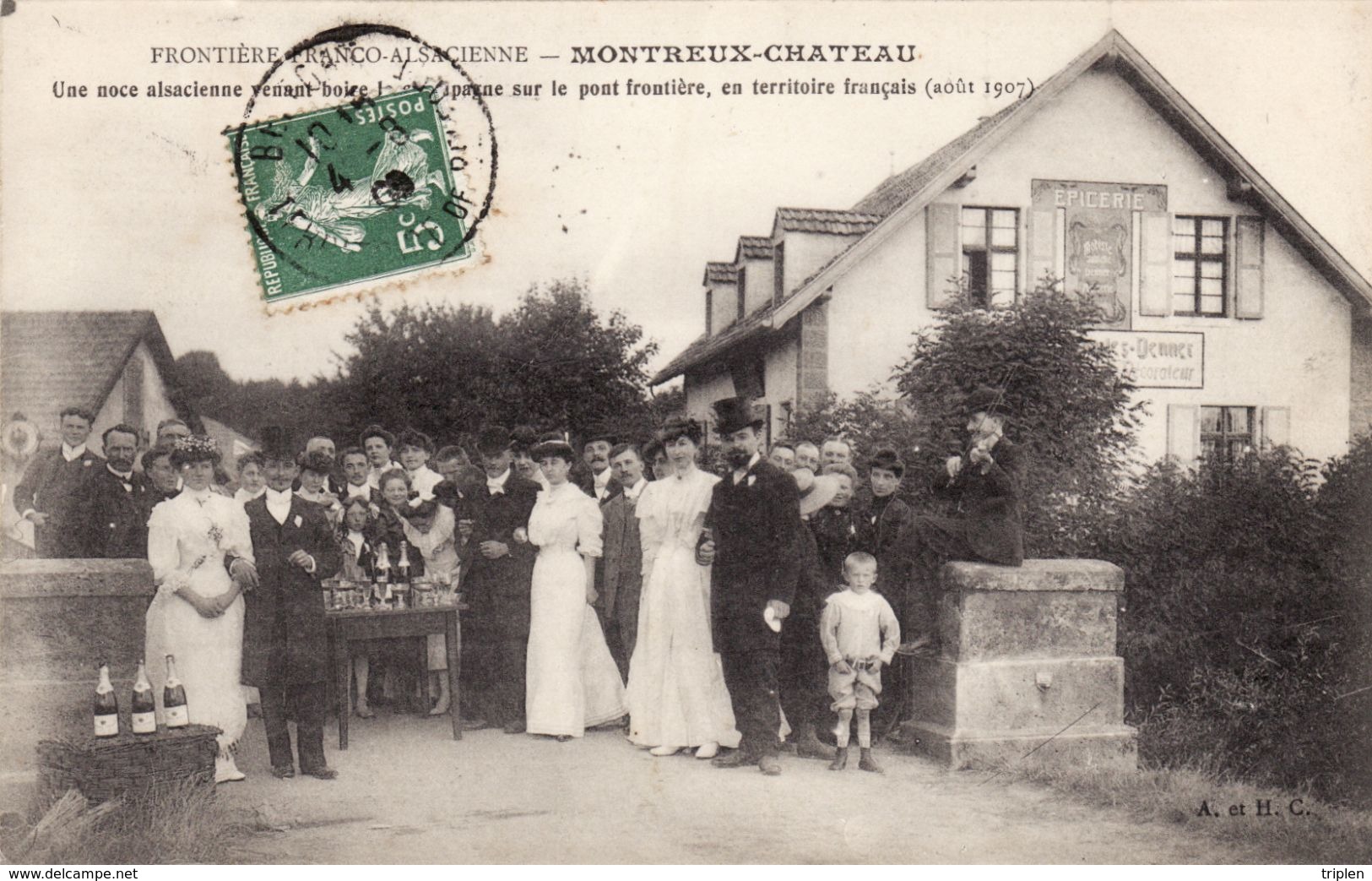 Montreux-Chateau - Une Noce Alsacienne Venant Boire Le Champagne Sur Le Pont-Frontière En Territoire Français (1907) - Otros & Sin Clasificación